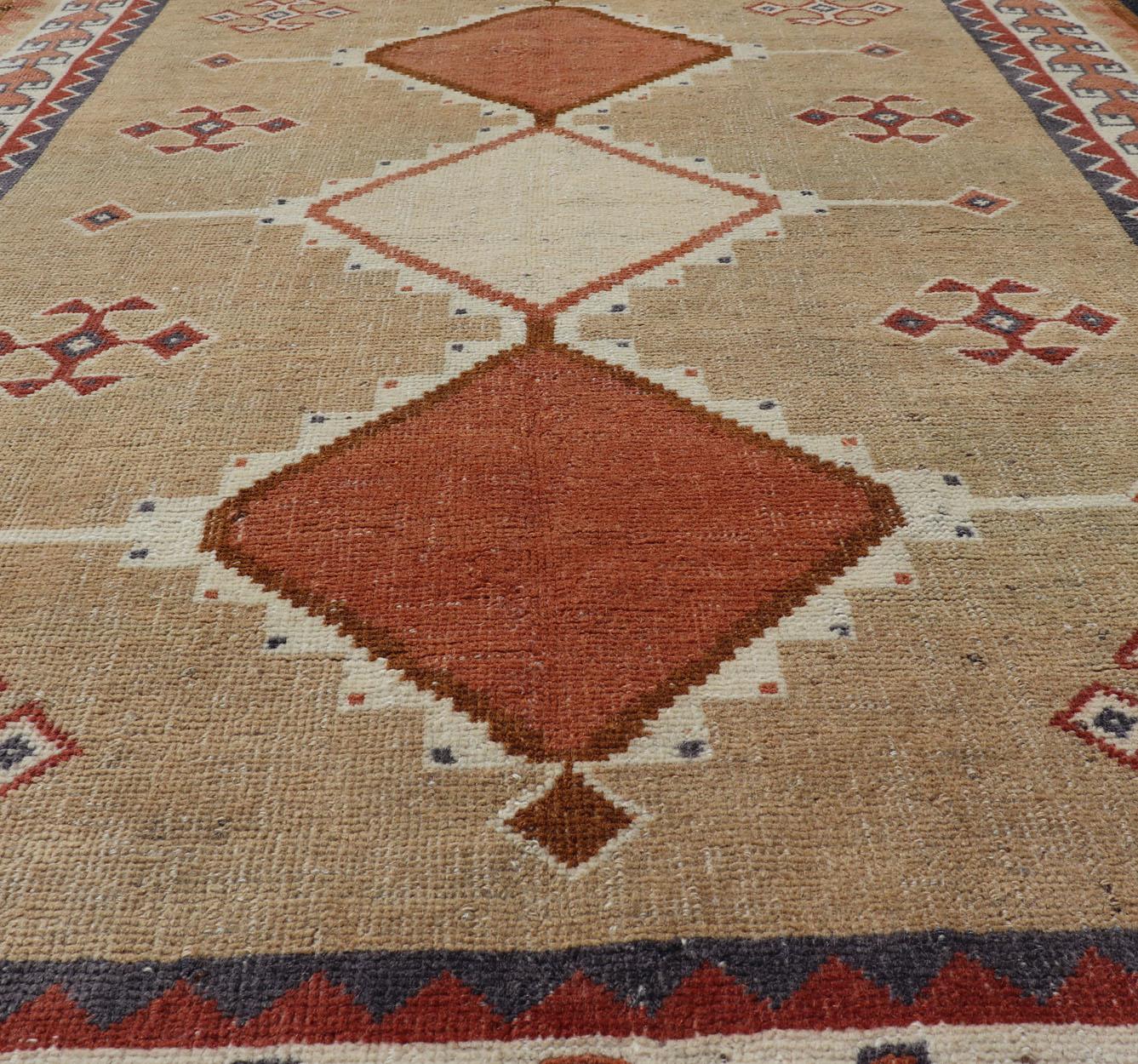 20th Century Vintage Hand Knotted Tulu-Gabbeh Rug with Tribal Design of Medallions For Sale