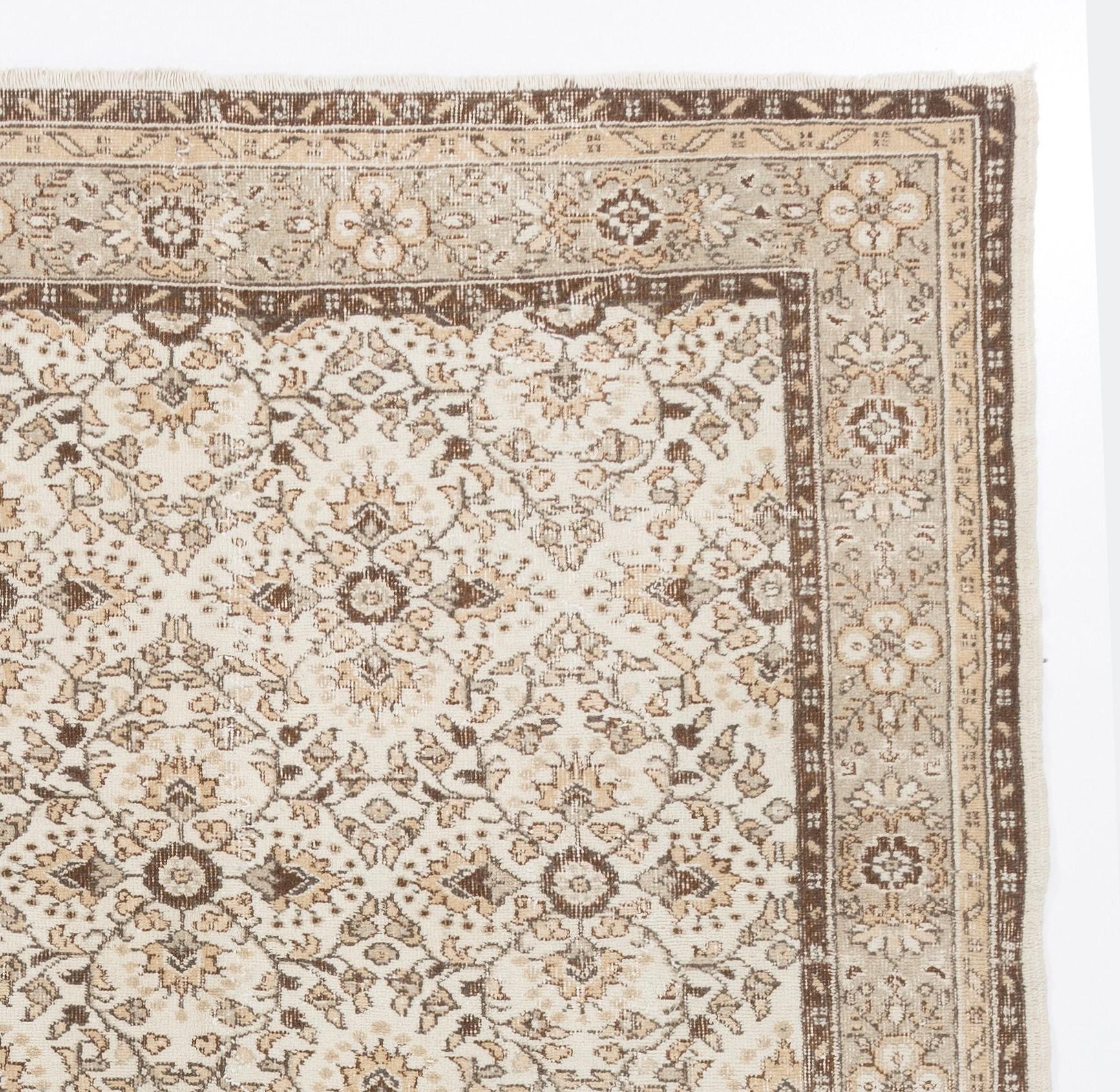 Cotton 6.7x9.8 Ft Vintage Hand-Knotted Turkish Area Rug. Neutral Colors. Floral Design For Sale