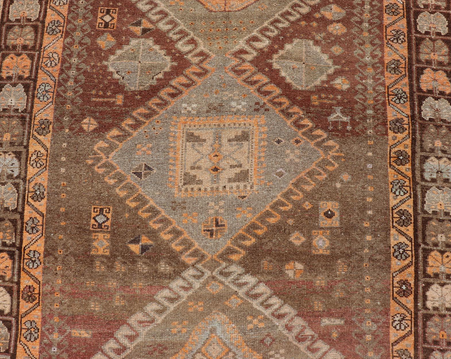 Vintage Hand Knotted Turkish Kars Gallery Rug in Wool with Diamond Design For Sale 6