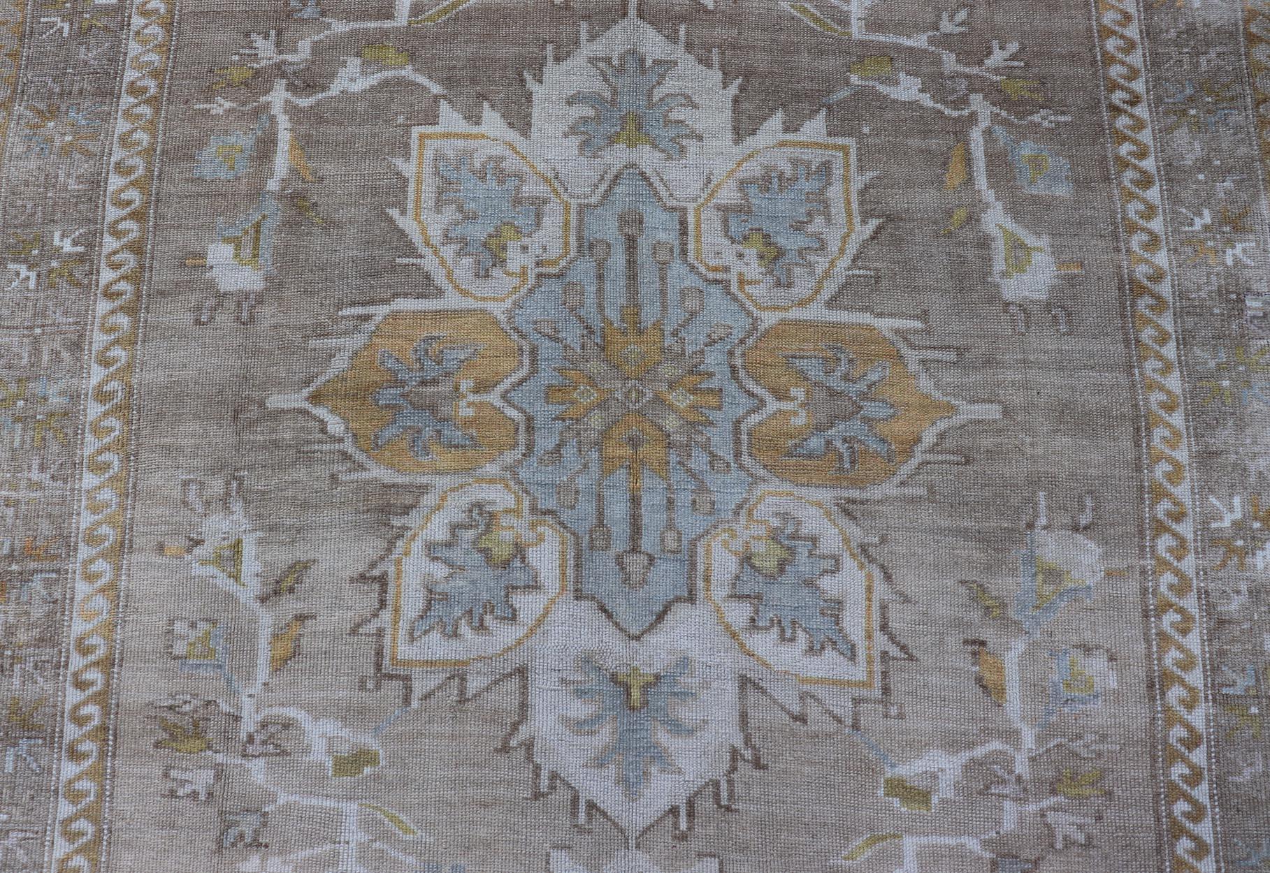 Vintage Hand Knotted Turkish Oushak Kars in Earthy Tones and Yellow Colors In Good Condition For Sale In Atlanta, GA