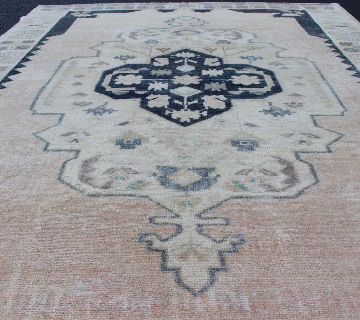 Vintage Hand Knotted Turkish Oushak Rug with Central Medallion in Blue and Cream For Sale 1