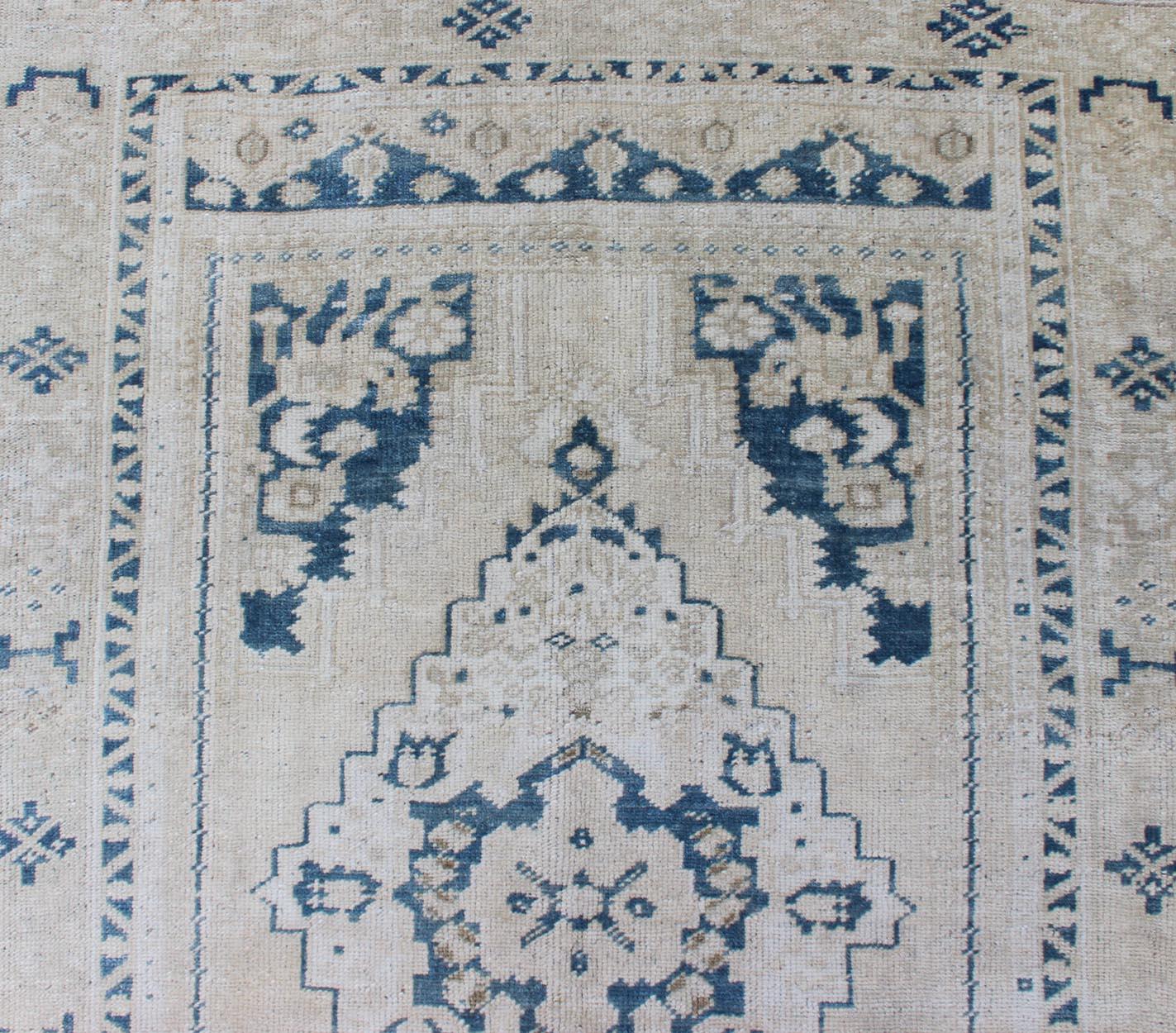 Vintage Hand Knotted Turkish Oushak Rug with Central Medallion in Blue and Cream For Sale 2
