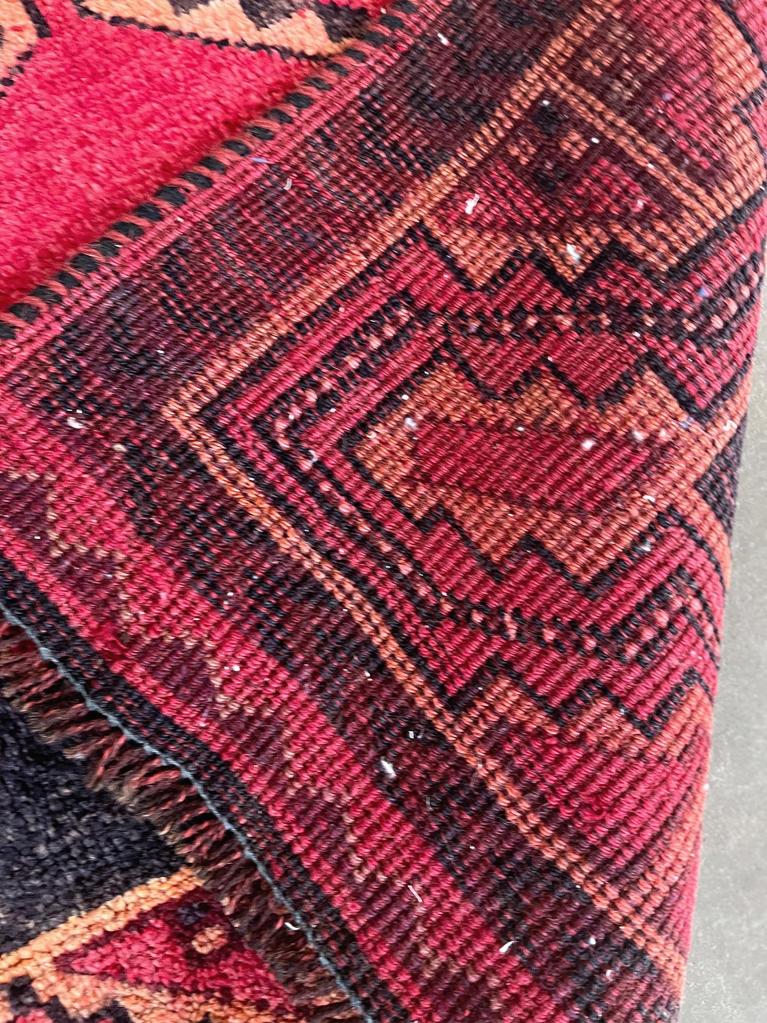 Vintage Hand-Knotted Turkish Rug  8'3