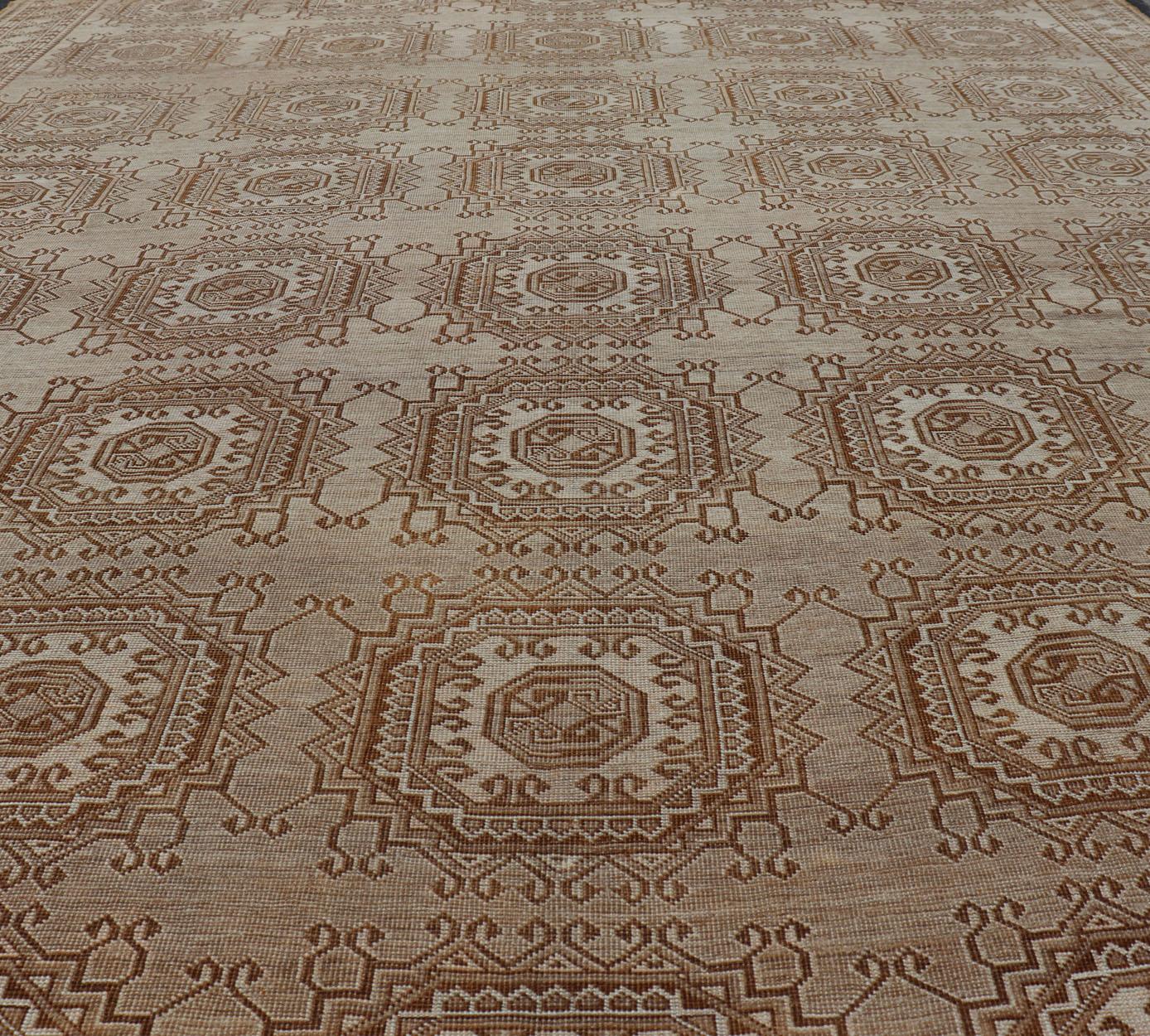 Handgeknüpfter türkischer Teppich mit wiederkehrendem, subgeometrischem achteckigem Design, Vintage (Wolle) im Angebot