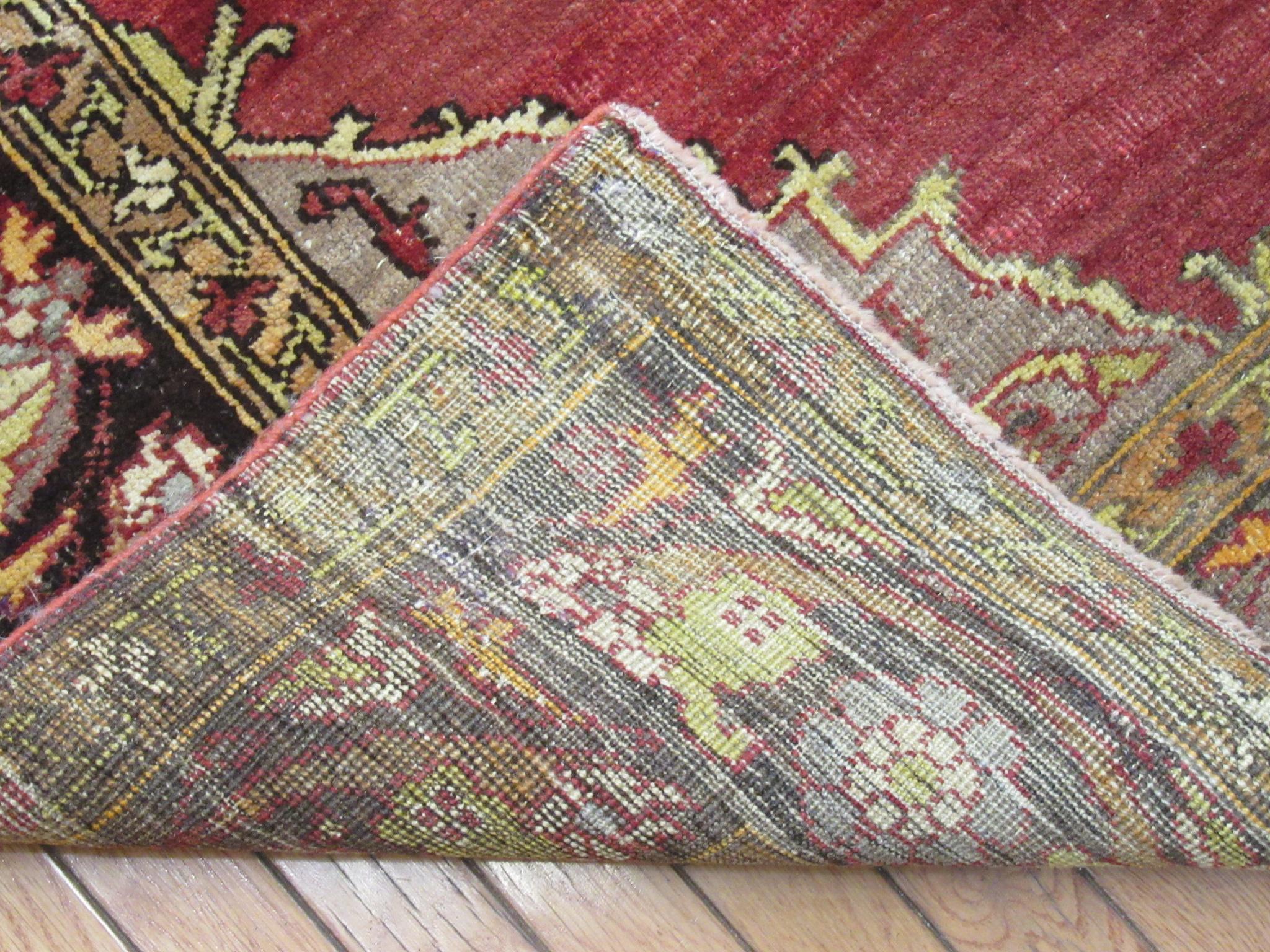 Vintage Hand Knotted Wool Turkish Rug In Excellent Condition For Sale In Atlanta, GA