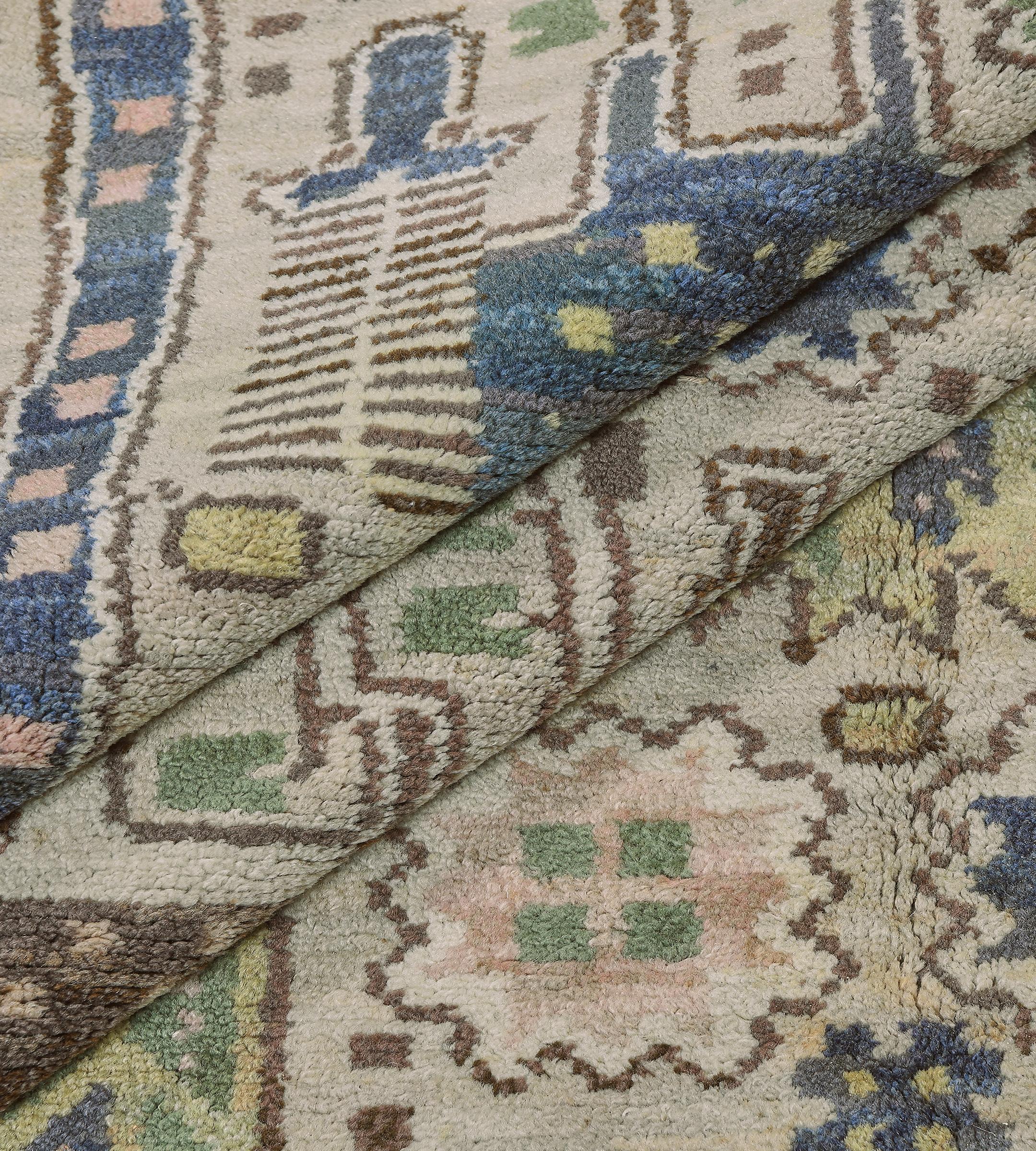 Handgeknüpfter schwedischer Teppich aus Wolle im Vintage-Stil  im Angebot 1