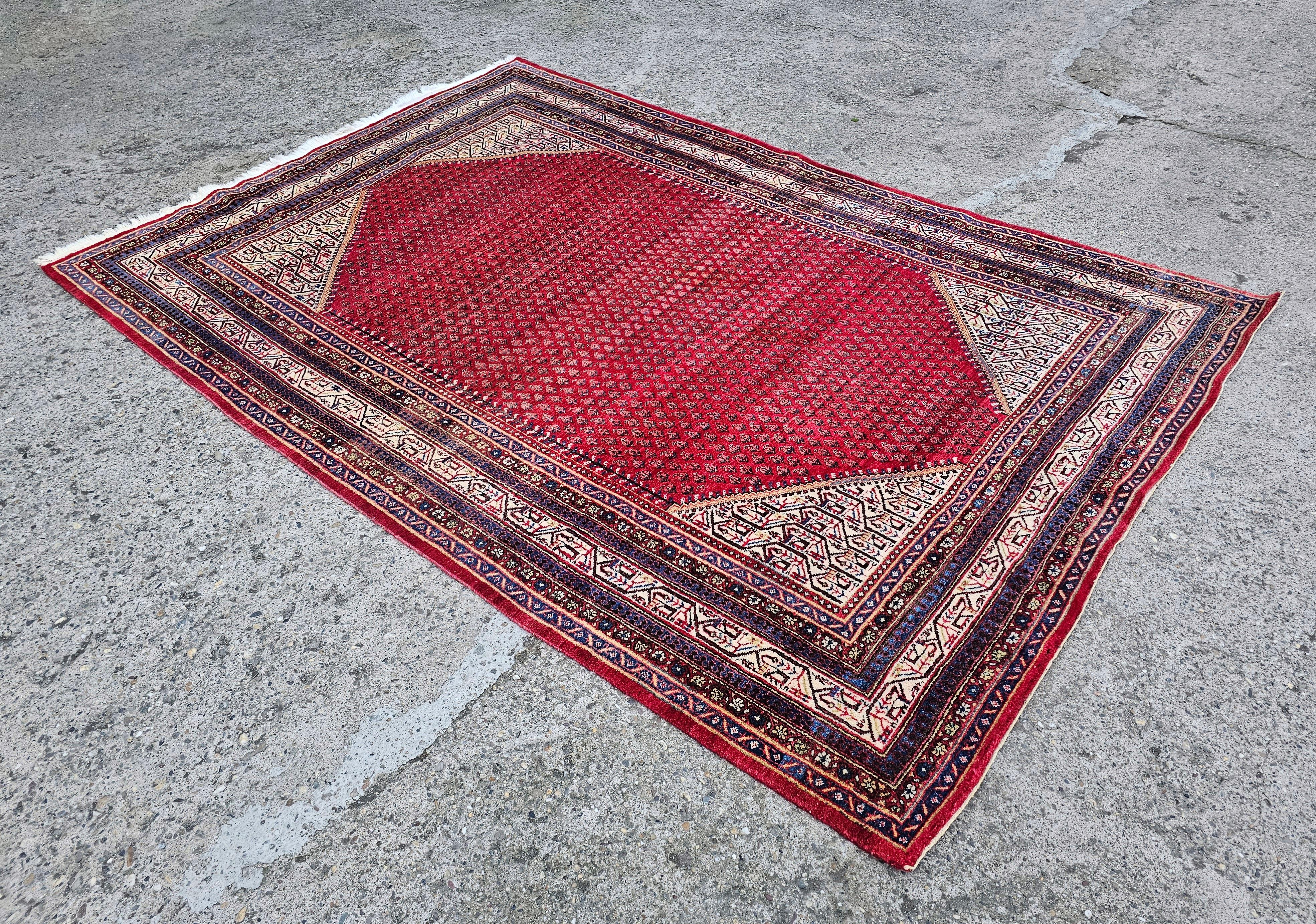 Handgeknüpfter XL Persischer Mir-Teppich in Burgunderrot aus 100 % Wolle, Iran 1950er Jahre, Vintage im Zustand „Gut“ im Angebot in Beograd, RS