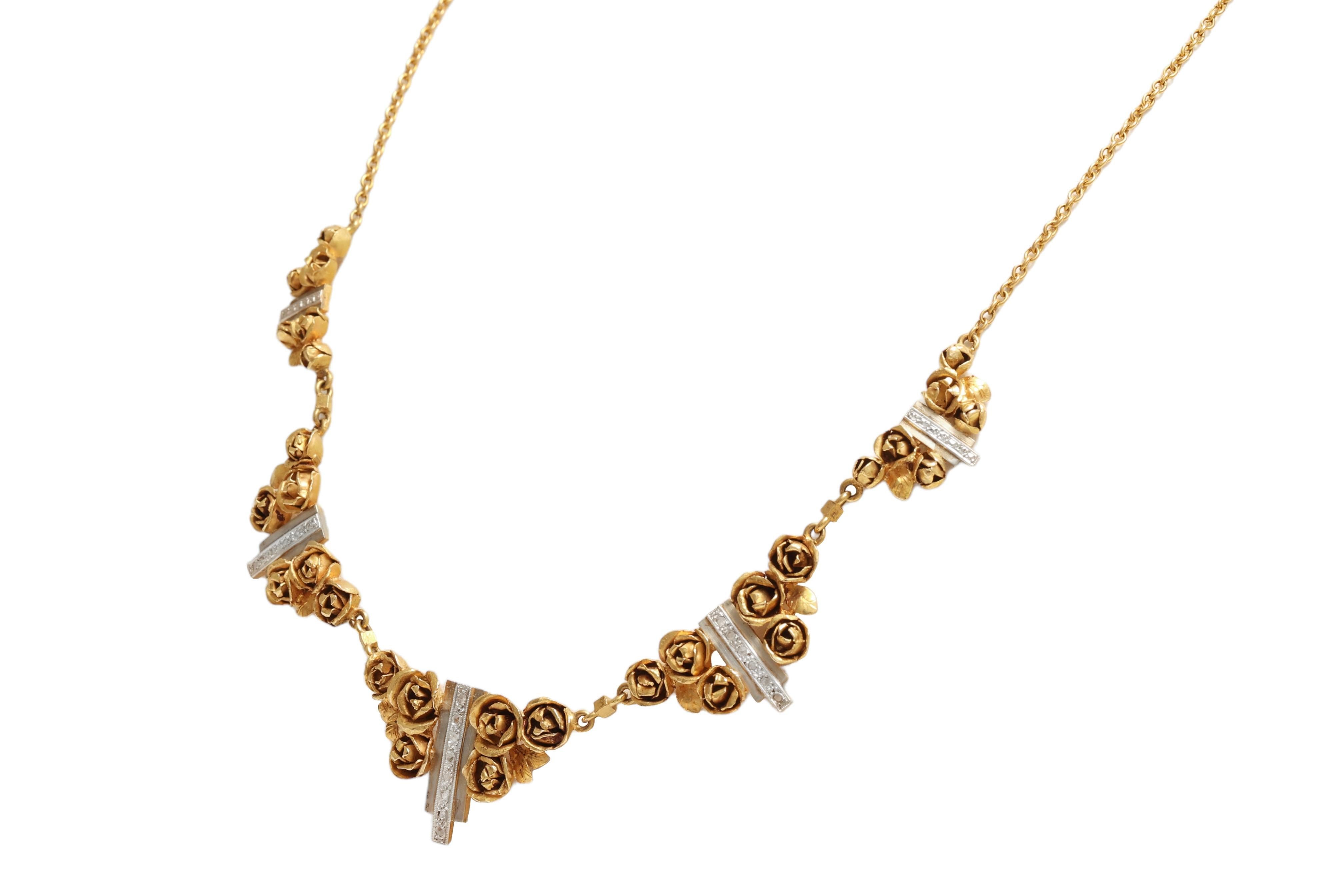 Beautiful Vintage Hand Made 18 kt. Yellow Gold Necklace Depicting Roses and Diamond Set 

Diamonds: Rose cut diamonds, together approx. 0.64 ct.

Material: 18 kt. yellow gold

Measurements: The necklace is 45 cm long

Total weight: 24.1 grams / 15.5