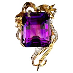 Vintage Hand Made 18K Yellow Gold Amethyst and Diamond Brooch