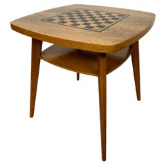 Table d'échecs vintage faite à la main