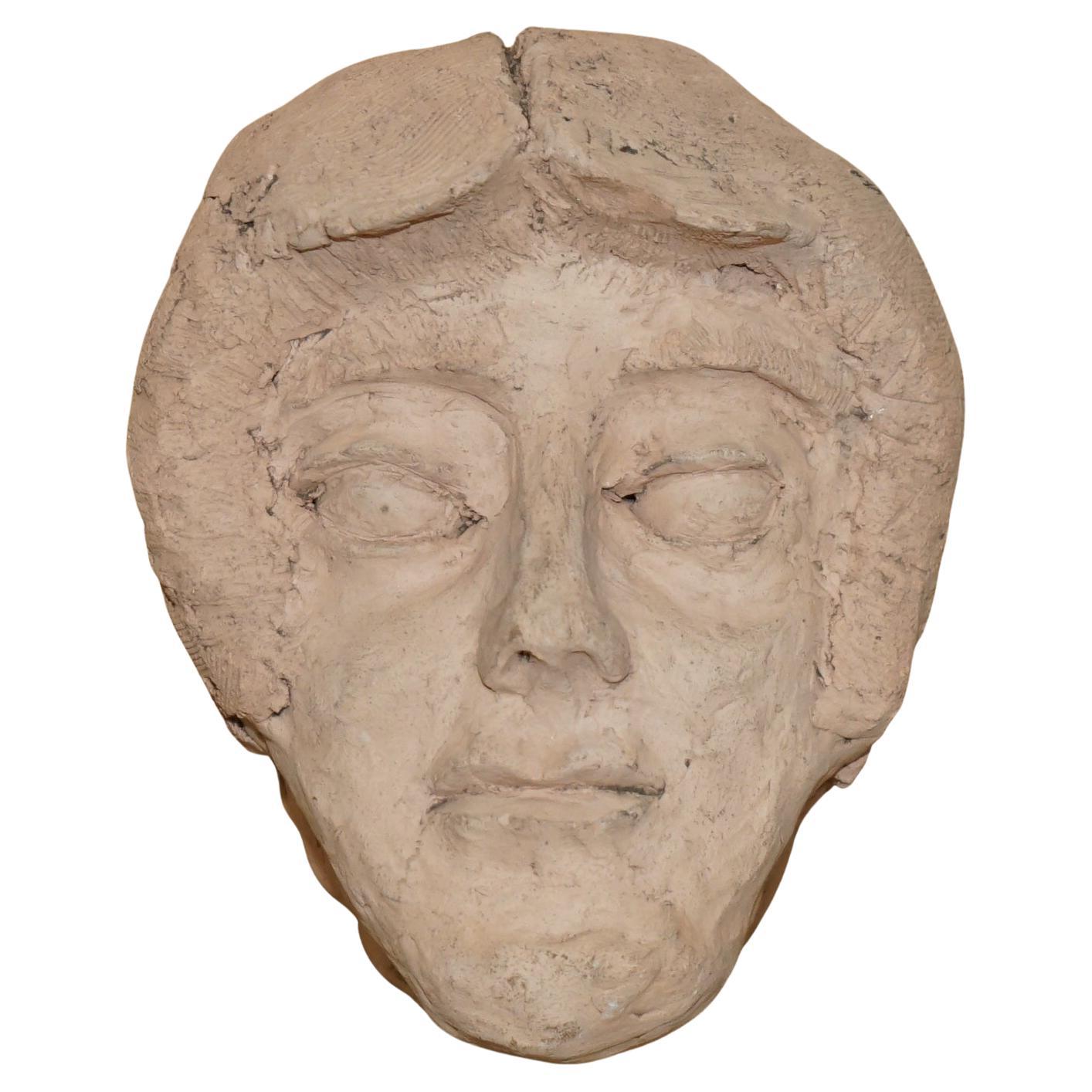 ViNTAGE HAND MADE CLAY TERRACOTTO COLOUR SCULPTURE OF A FACE MASK in vendita
