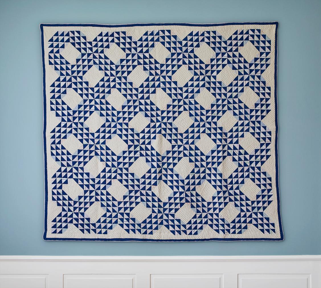 USA, 1920's

Blue and white quilt.

H 174 x W 188 cm