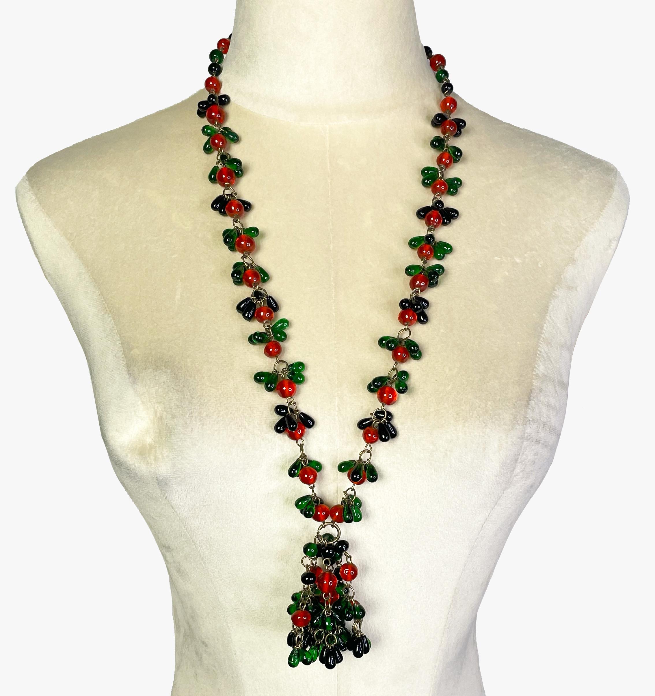 Vintage hand made glass necklace, 1930s For Sale 1