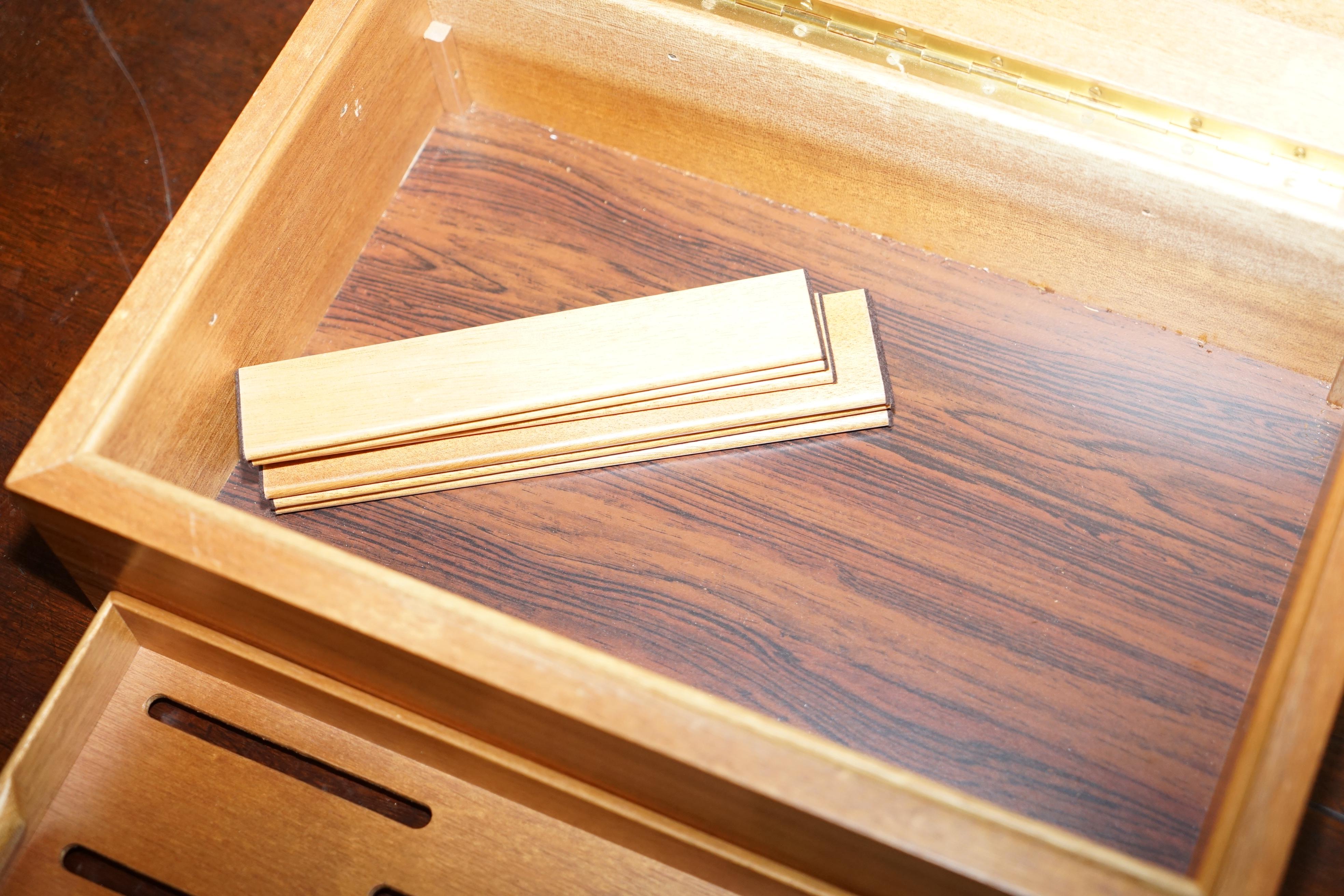 Vintage Hand Made in Switzerland Davidoff Cigar Humidor Brass Campaign Handles 9