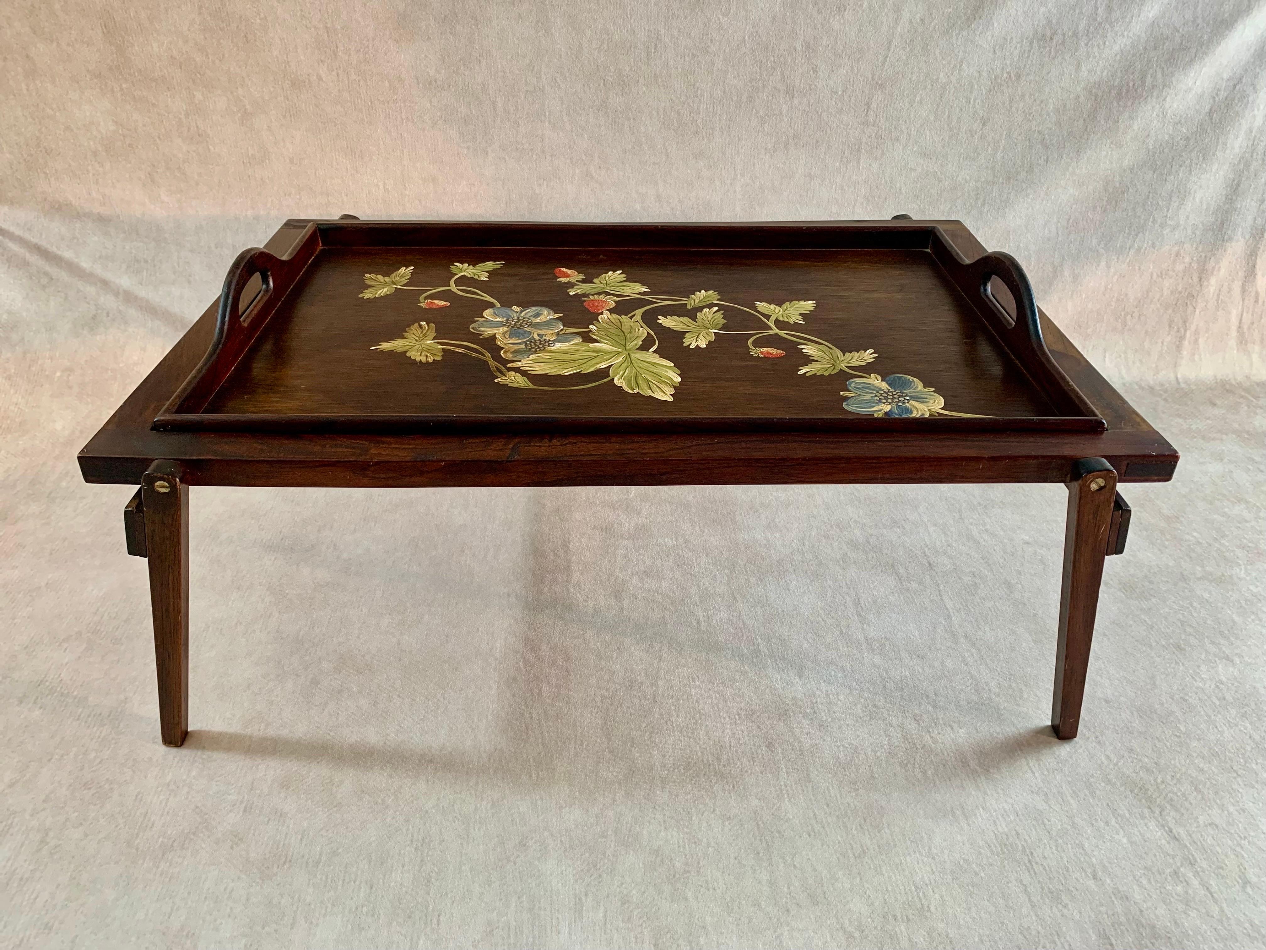 Vintage Hand Painted Breakfast-In-Bed Tray w/ Stand For Sale 5