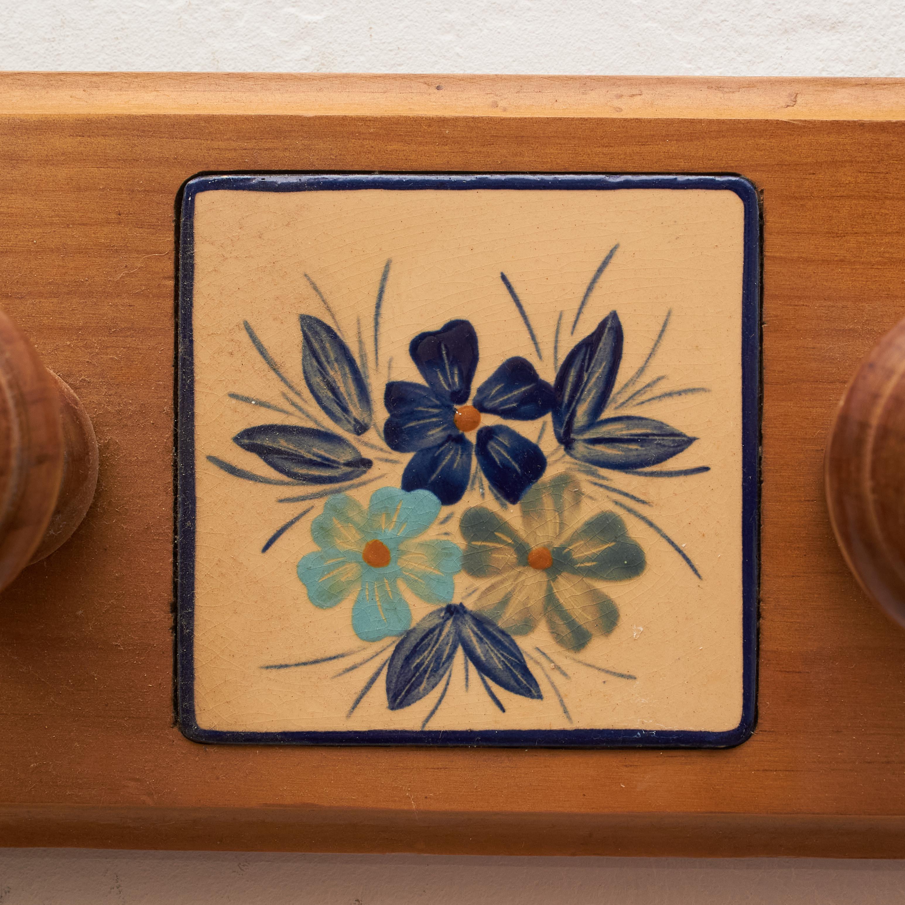 Vintage Hand-Painted Ceramic and Wood Hanger by Catalan Artist Diaz Costa For Sale 1