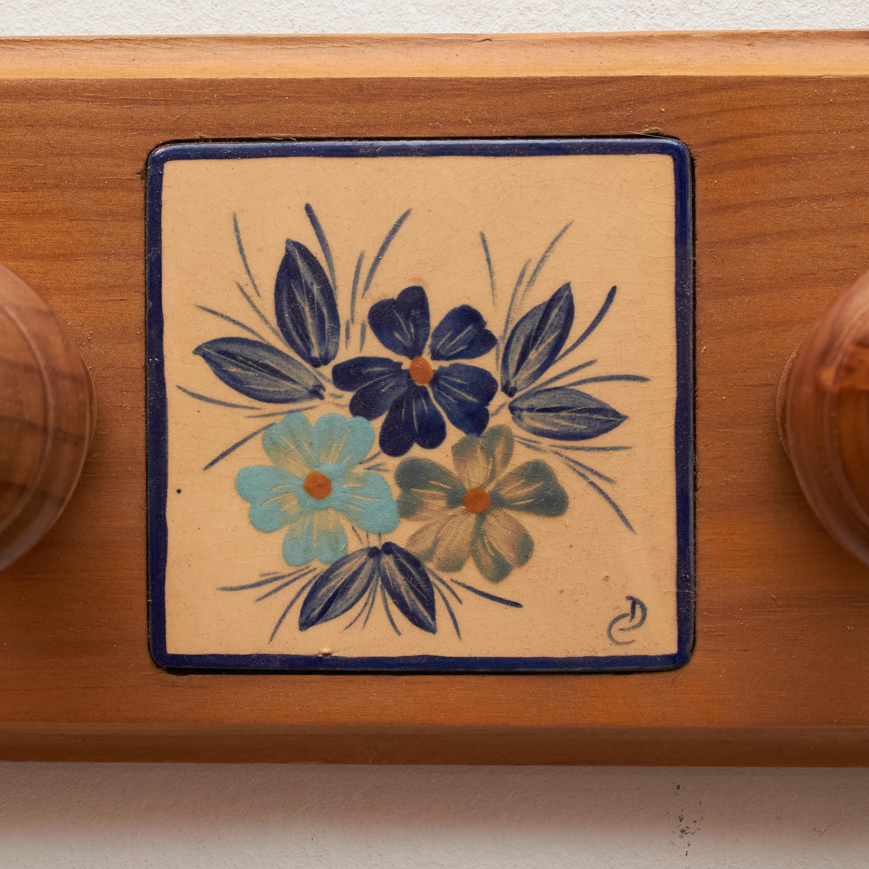 Vintage Hand-Painted Ceramic and Wood Hanger by Catalan Artist Diaz Costa For Sale 3