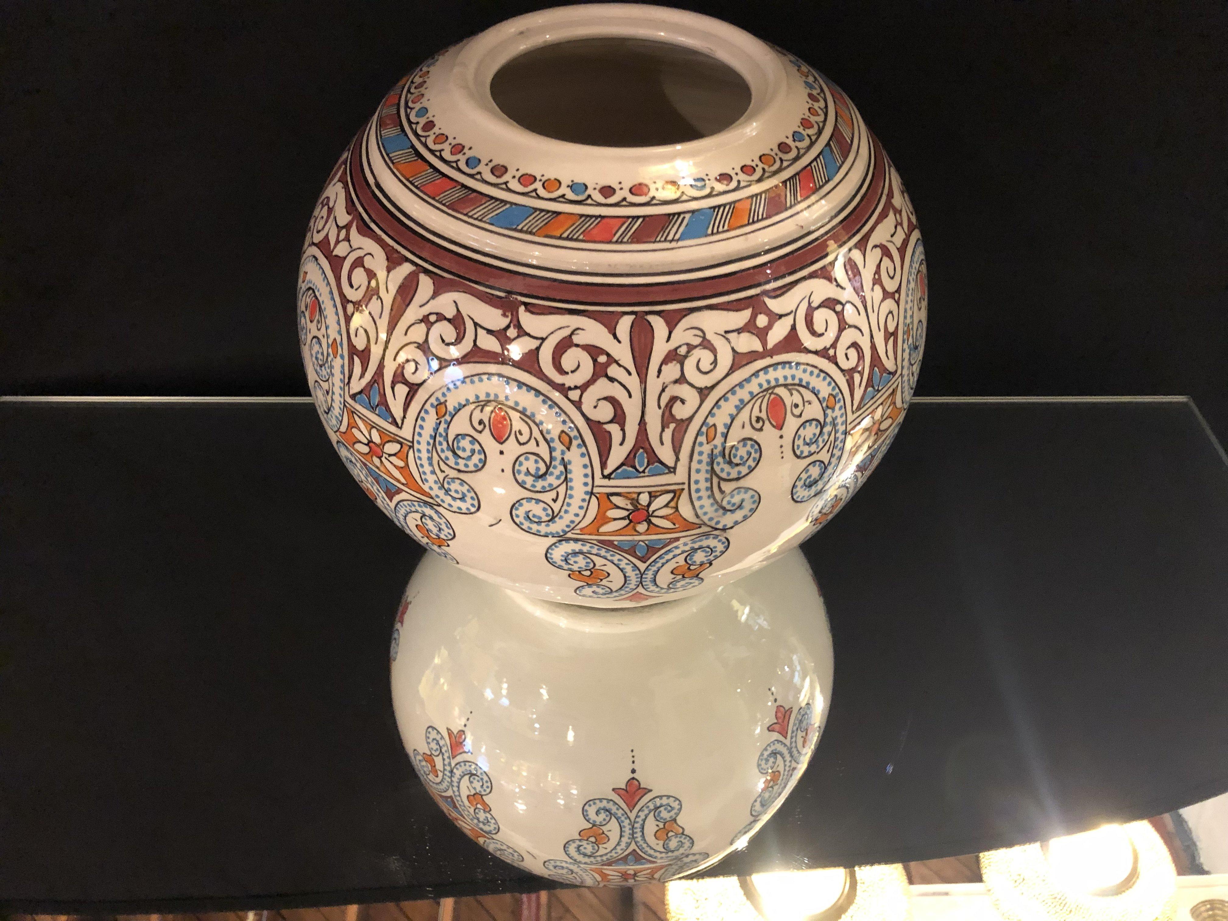Vintage Hand Painted Ceramic Moroccan Vase or Urn For Sale 2