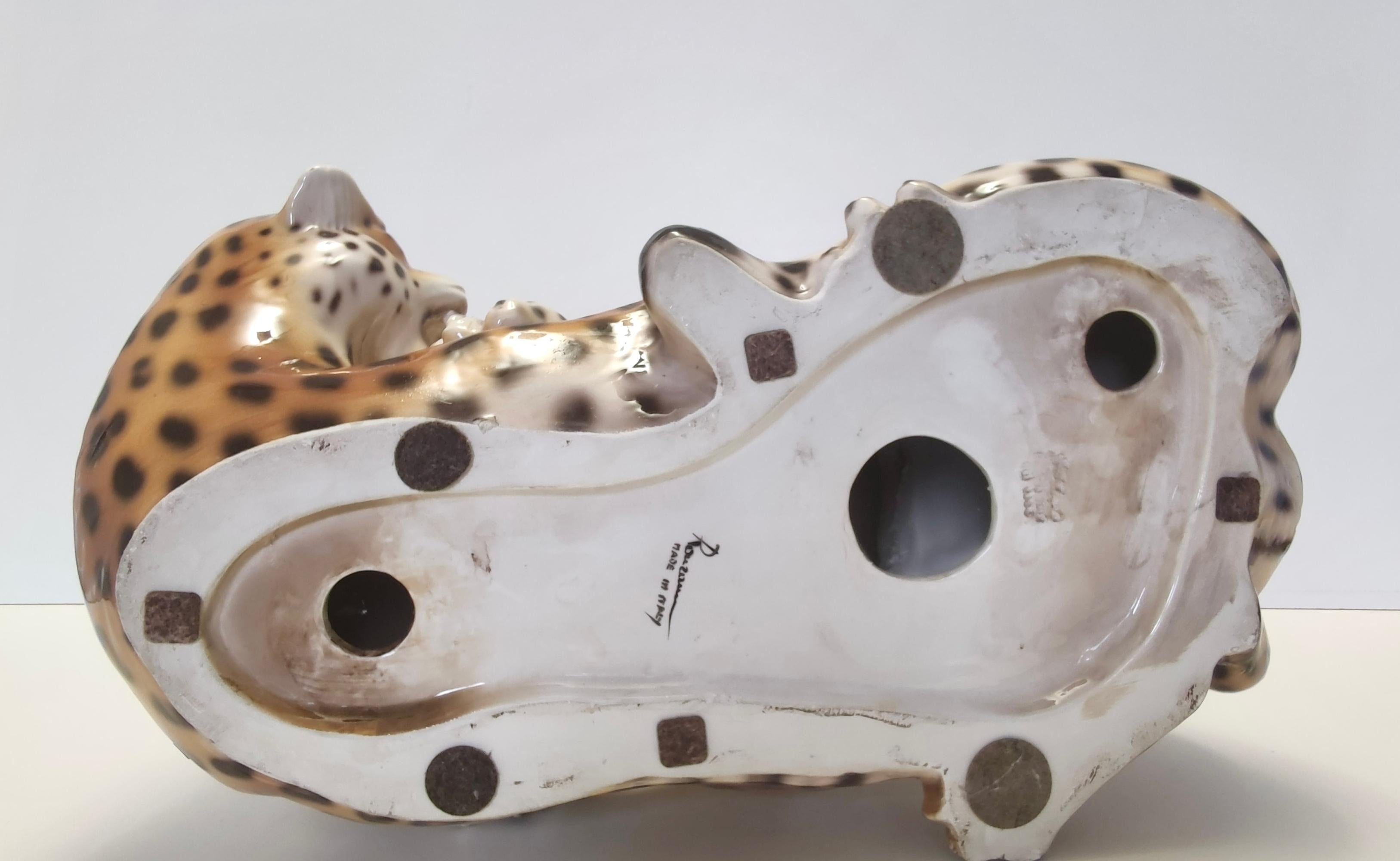 Vintage Hand Painted Ceramic Pair of Fighting Jaguars by Giovanni Ronzan, Italy For Sale 3