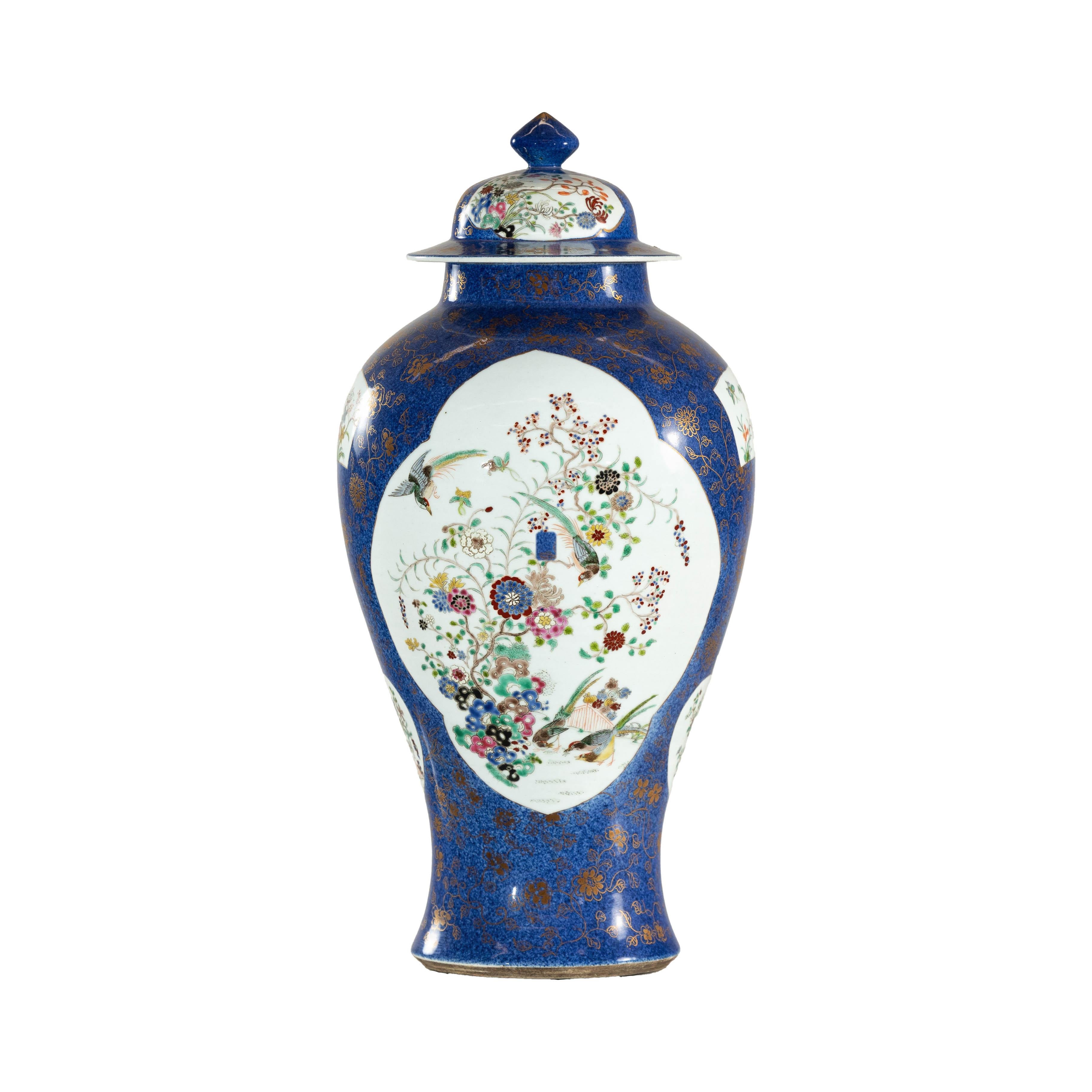 Pot à gingembre bleu cobalt peint à la main avec motifs floraux et d'oiseaux en vente 13