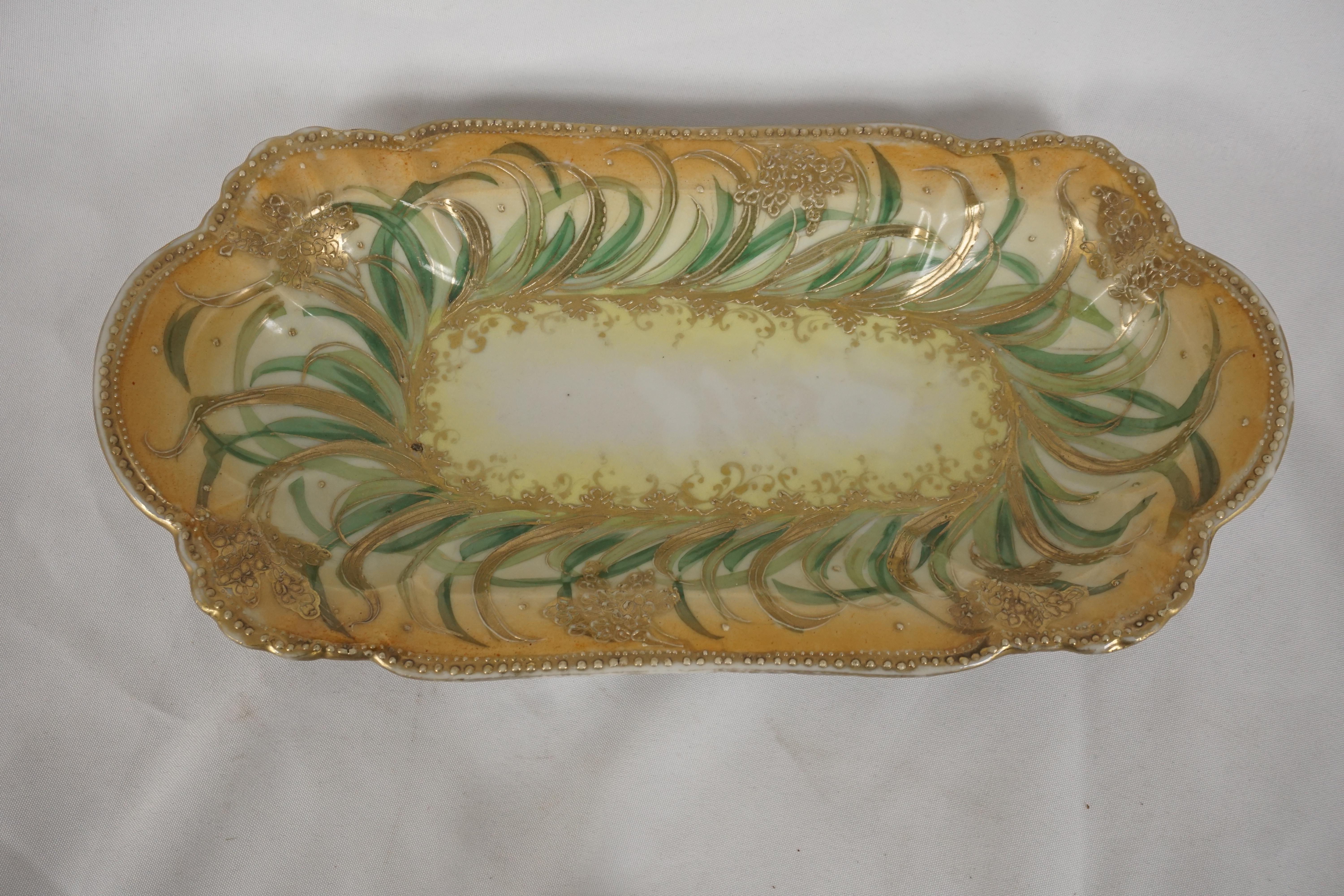 Hand-Crafted Vintage Hand Painted Dish, Rectangular Dish With Gold Leaf, Japan 1910, B49