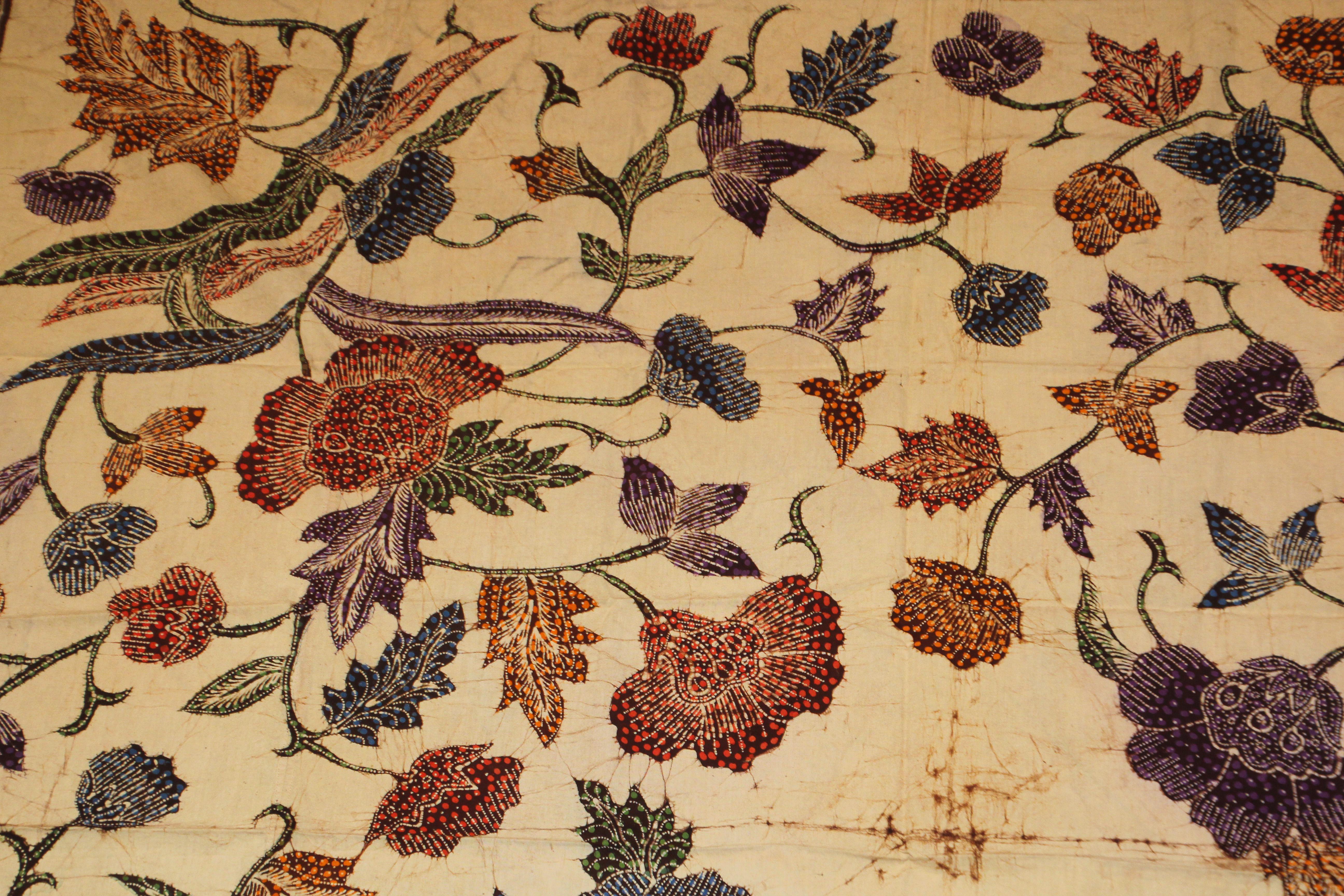 Indonésien Batik floral vintage peint à la main de Sidoarjo East Java