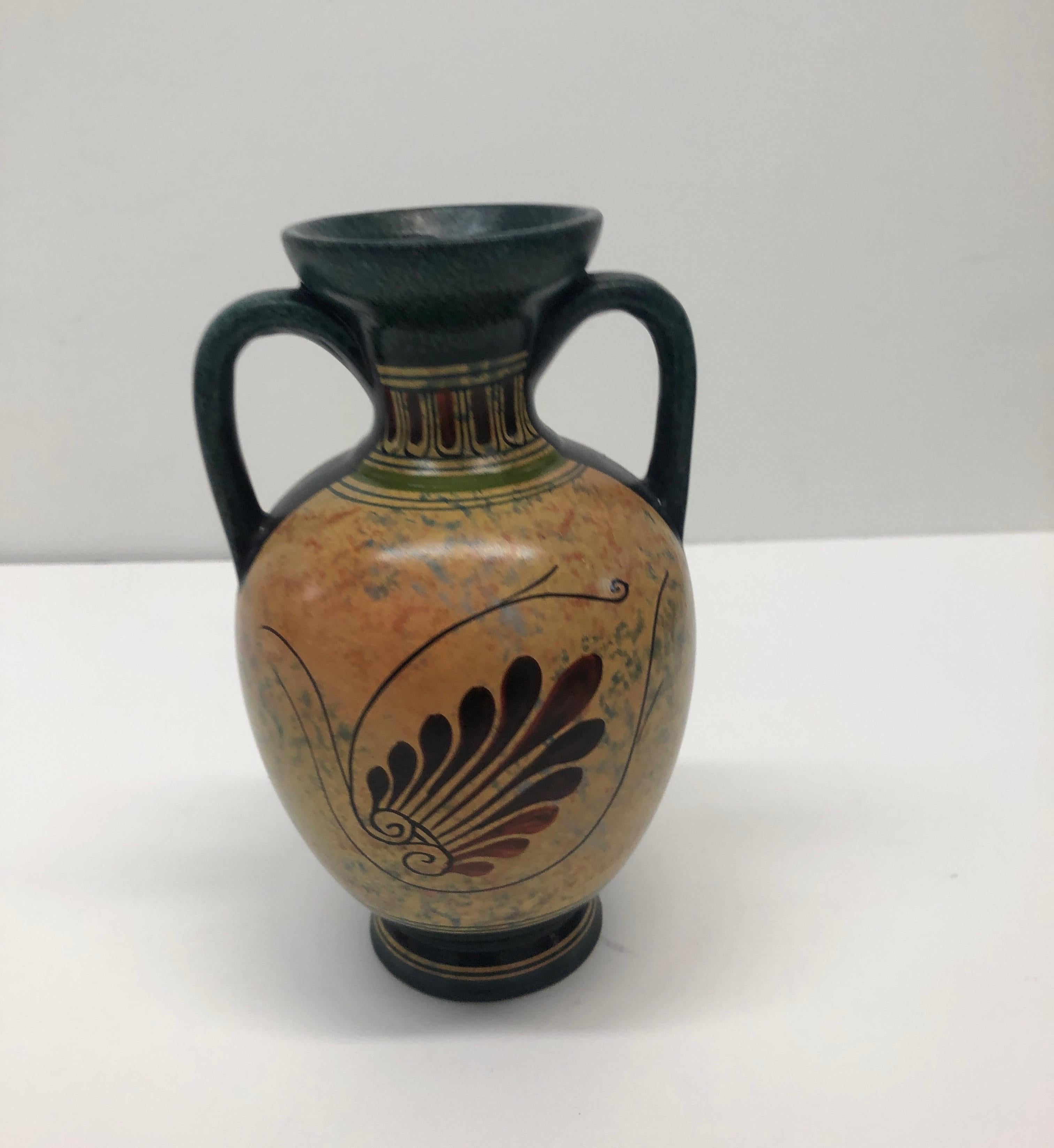 Vintage Hand Painted Greek Amphora In Good Condition In Oakland Park, FL