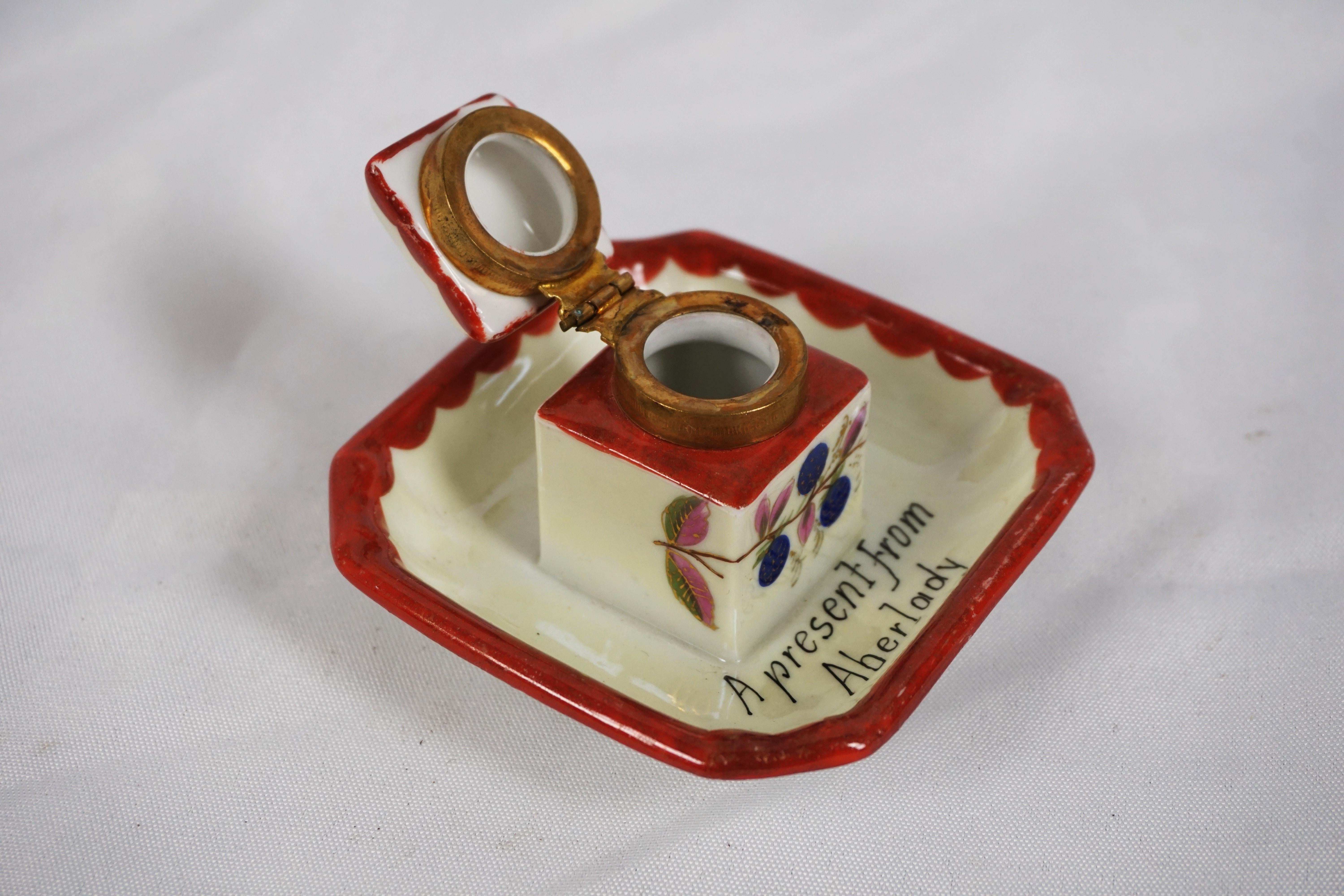 Vintage Hand Painted Inkwell, China Inkwell, Scotland In Good Condition In Vancouver, BC