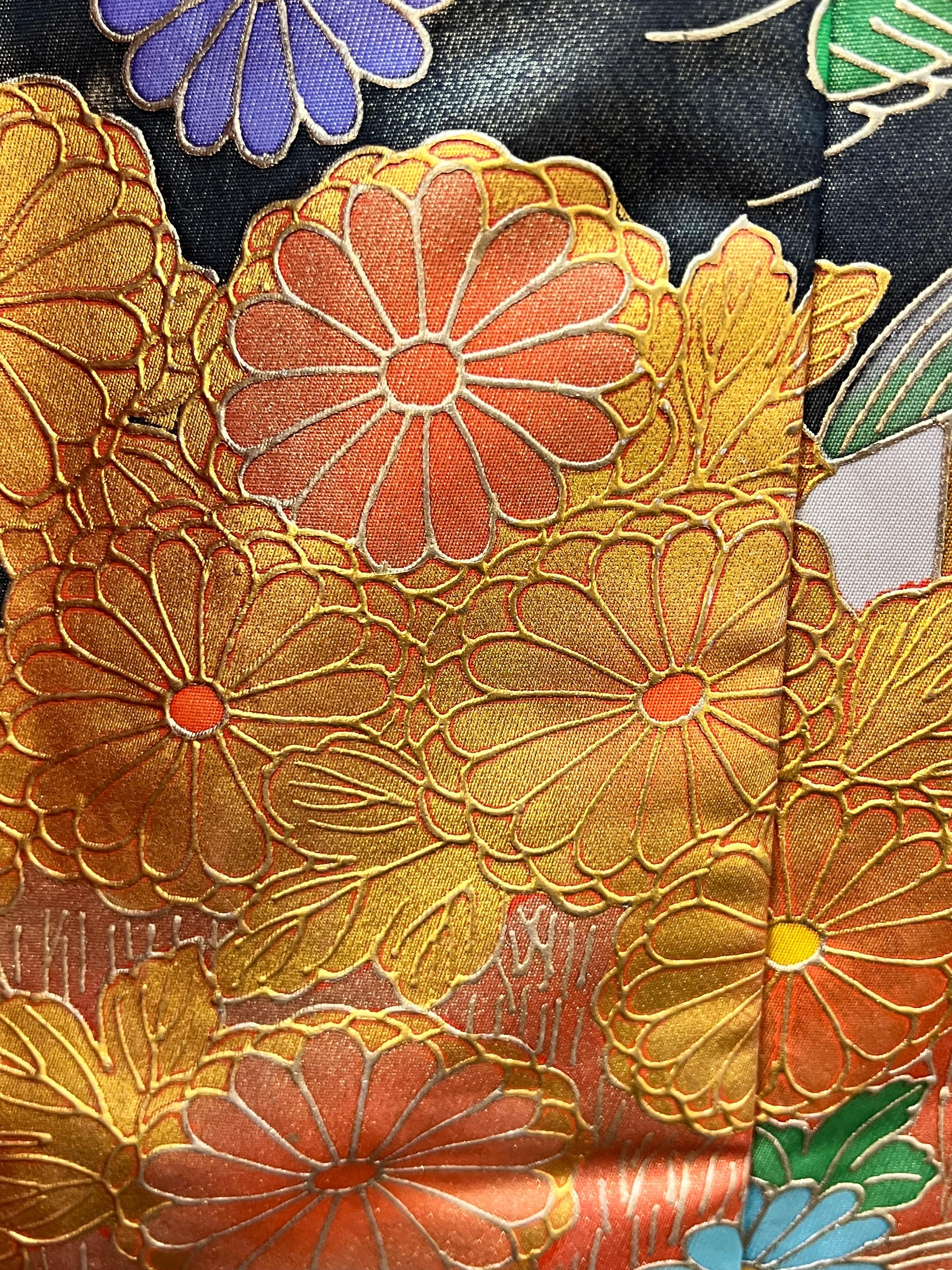 Vintage Hand-Painted Japanese Wedding Kimono  In Good Condition For Sale In Fort Washington, MD