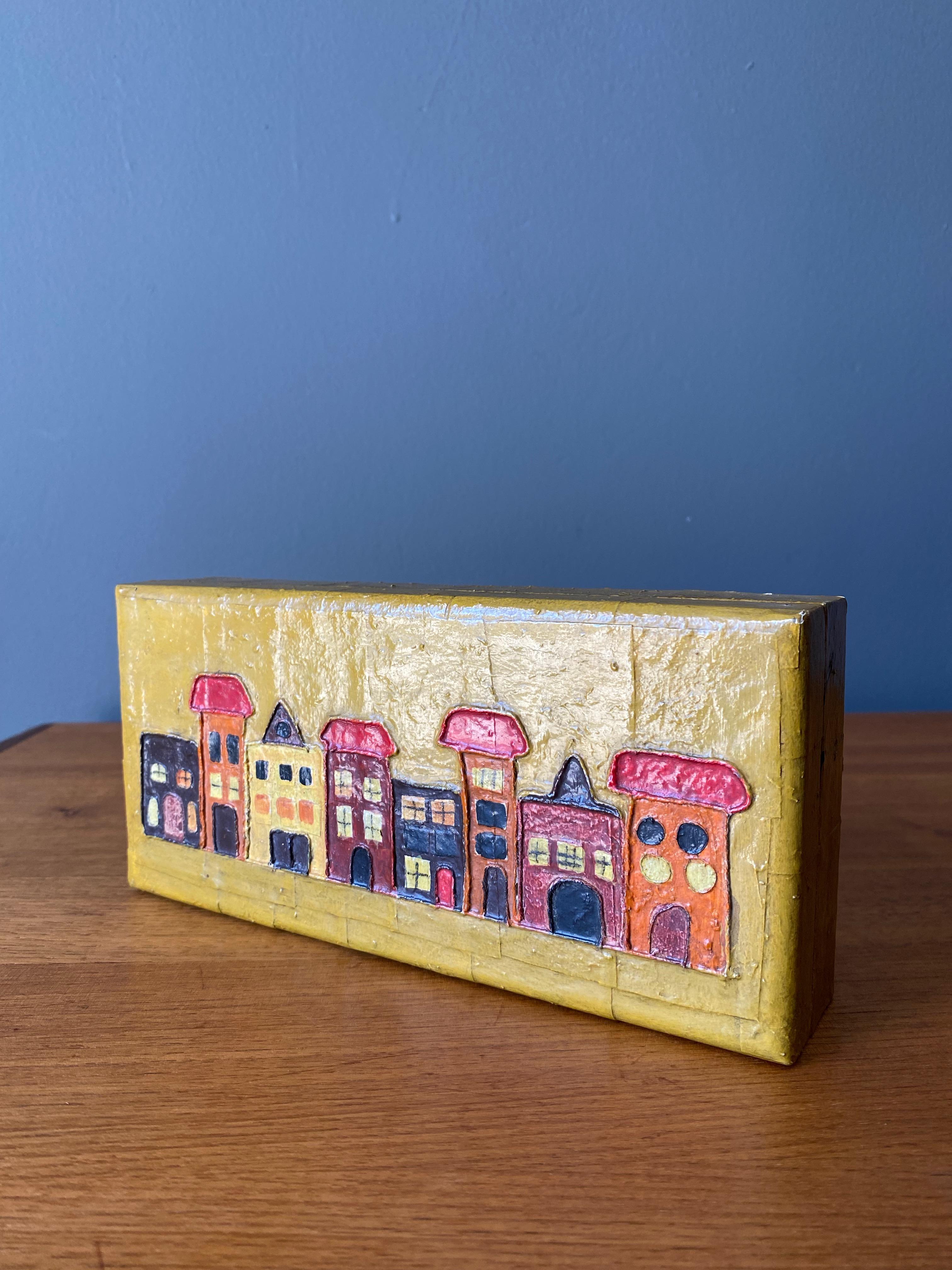 Vintage Hand Painted Lidded Wood Box For Sale 3