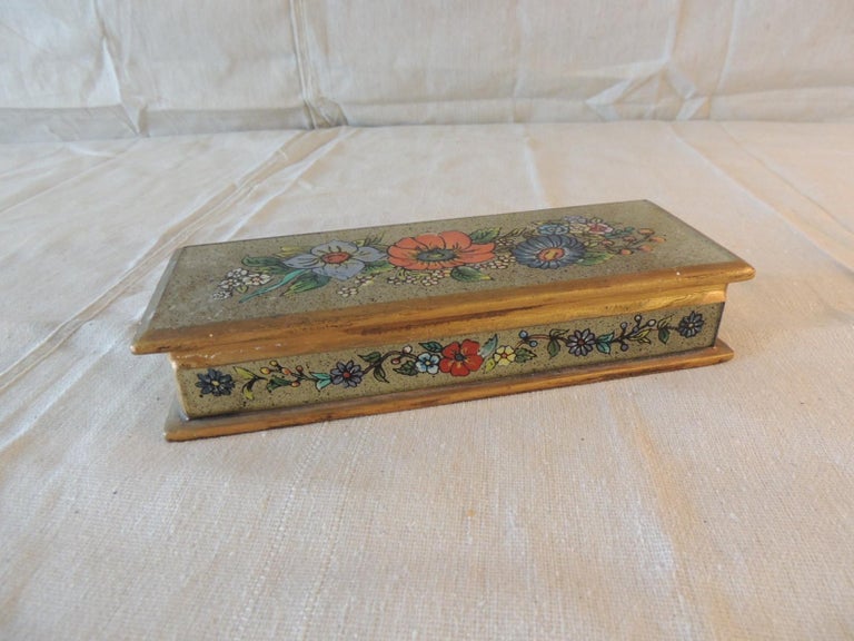 Hand-Crafted Vintage Hand Painted Mexican Decorative Box For Sale