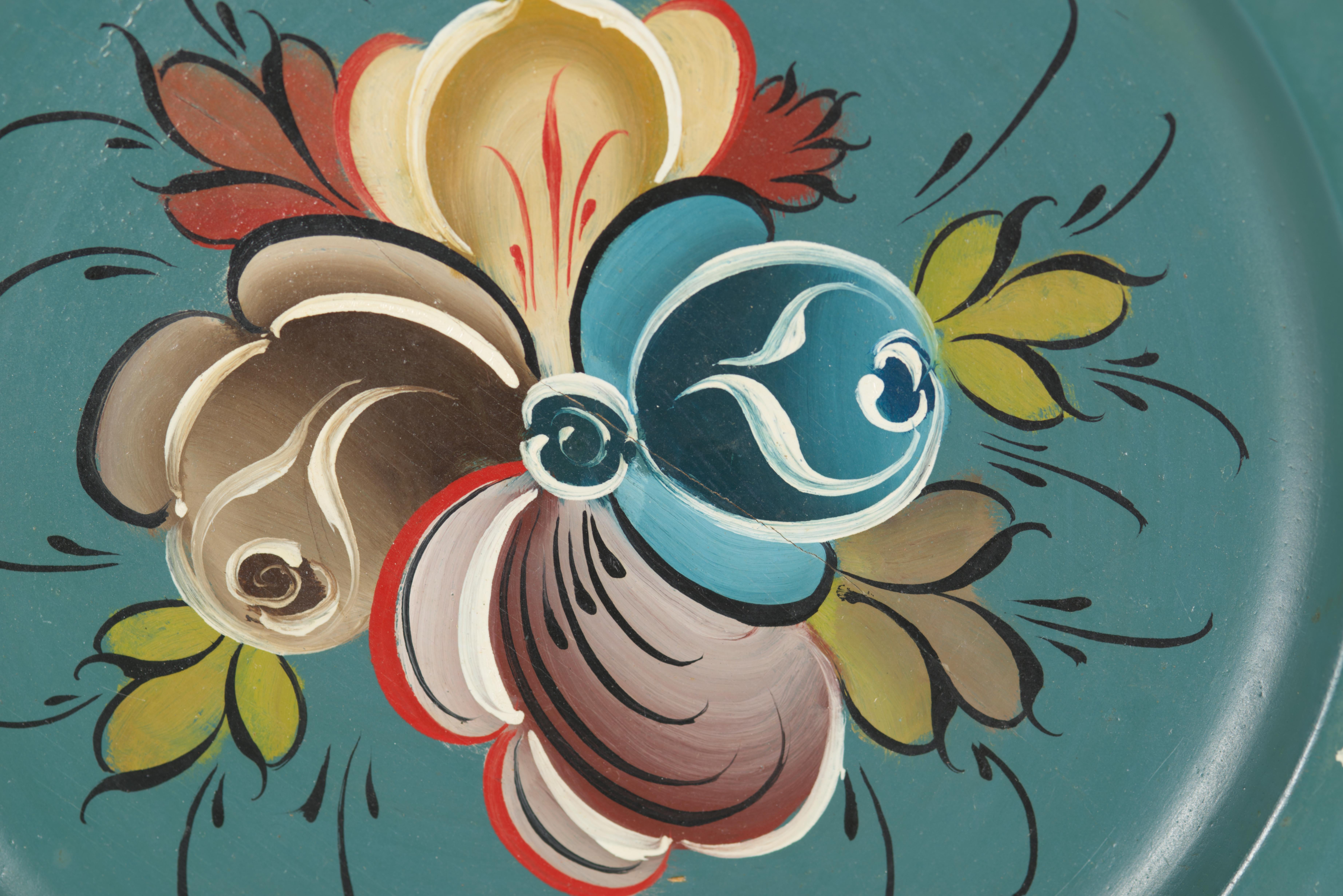 Scandinavo moderno Vassoio Rosemaling norvegese d'epoca dipinto a mano Arte popolare scandinava 1978 in vendita