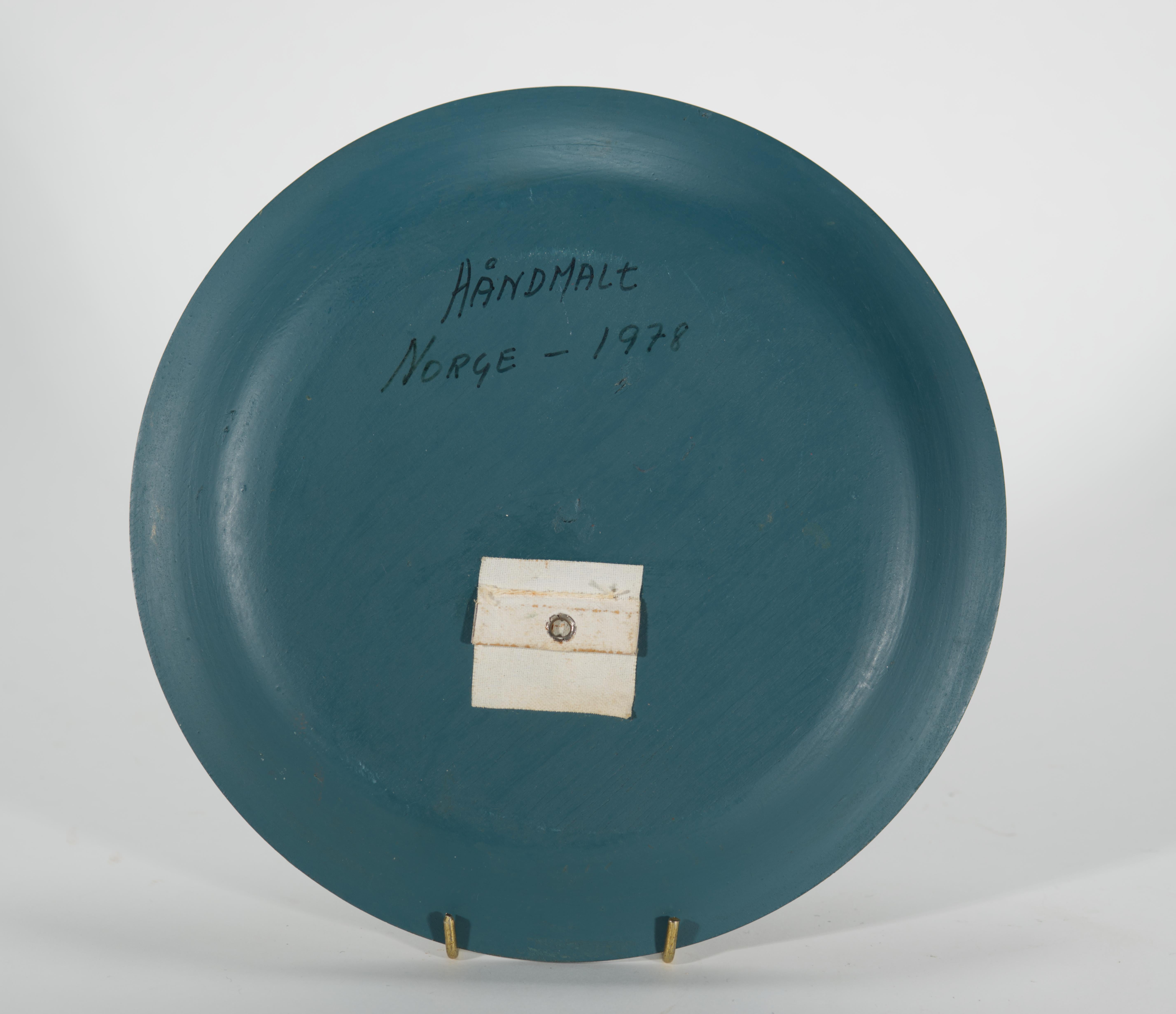 Fatto a mano Vassoio Rosemaling norvegese d'epoca dipinto a mano Arte popolare scandinava 1978 in vendita