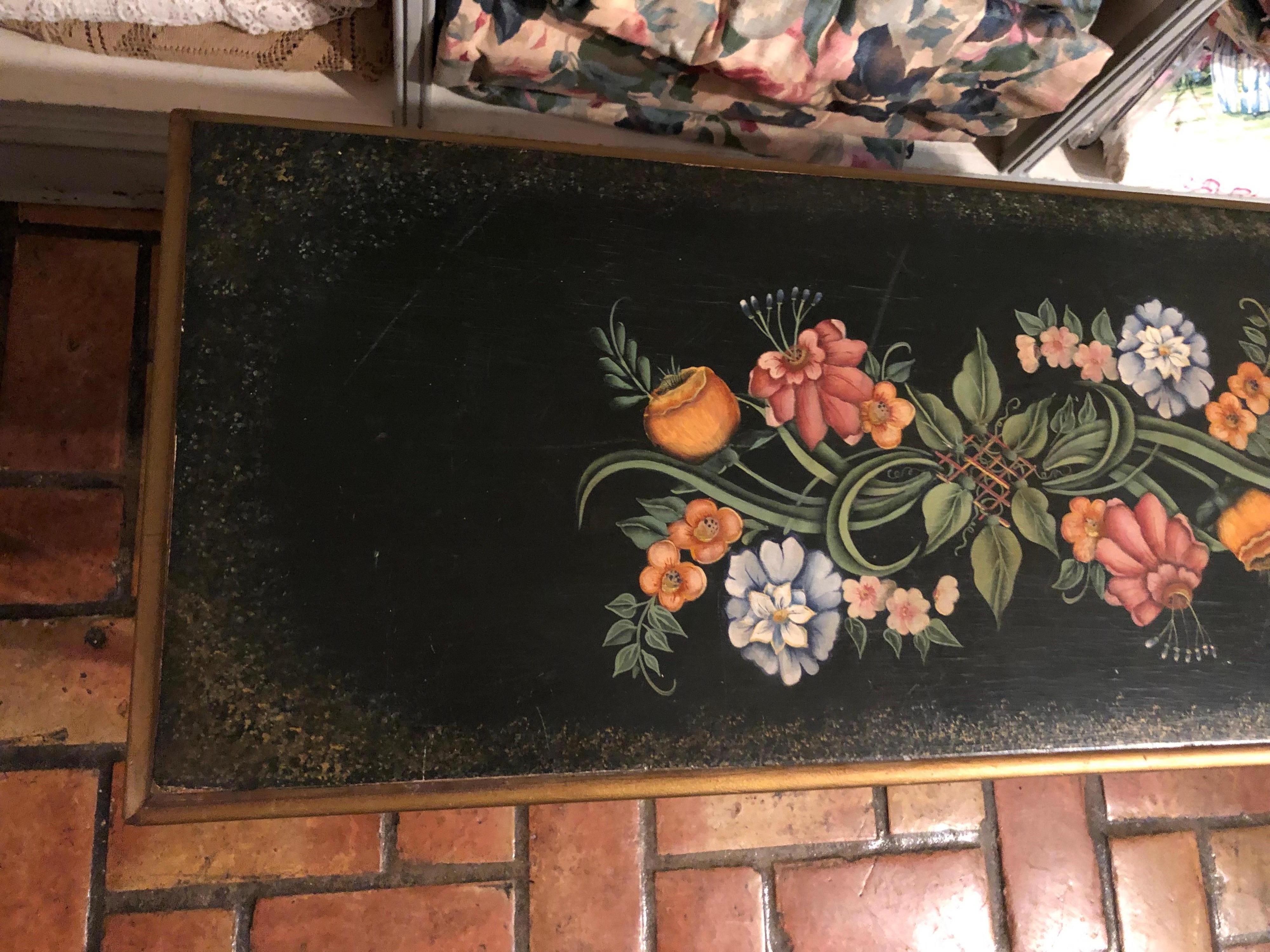 Vintage Hand Painted Piano Bench In Good Condition In Redding, CT