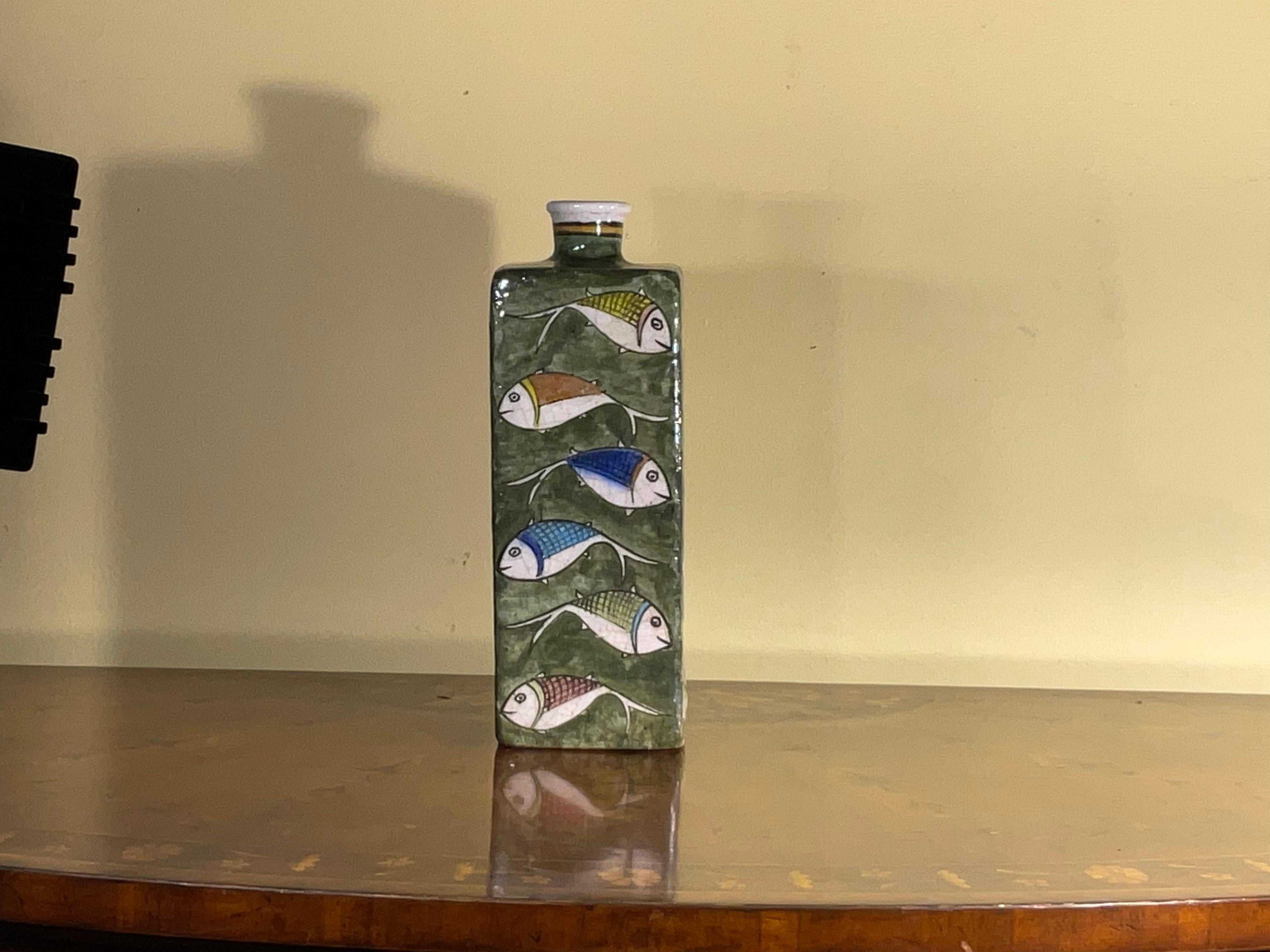 Perse Vase à poisson carré vintage en céramique peint à la main en vente