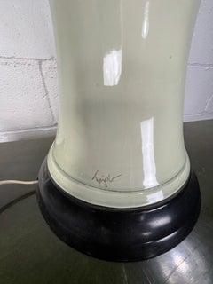 Vintage Hand-Painted Studio Pottery Keramik Tischlampe mit abstraktem Motiv