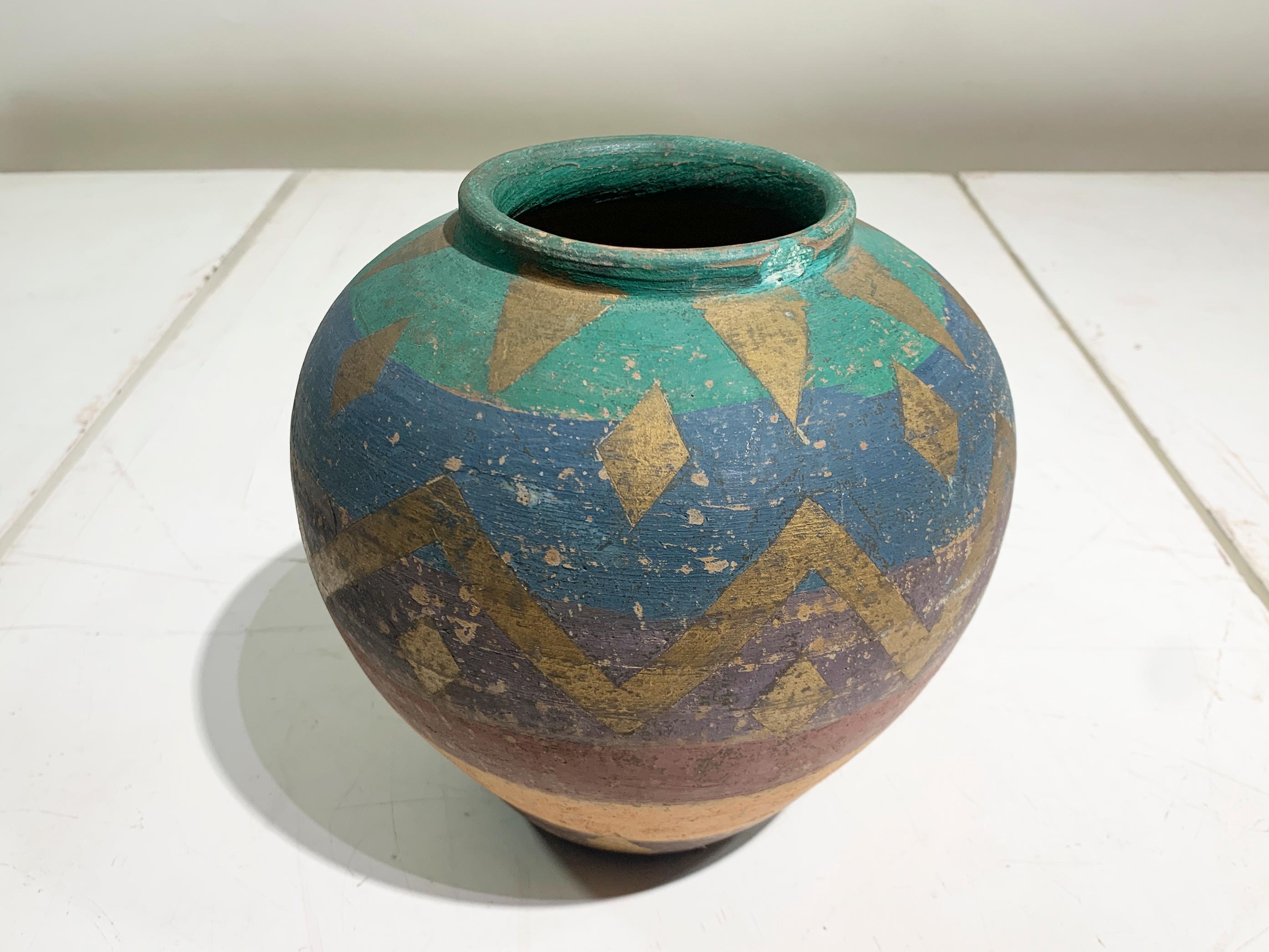 Vaso in terracotta dipinto a mano d'ispirazione azteca, CIRCA 1960 in vendita 1