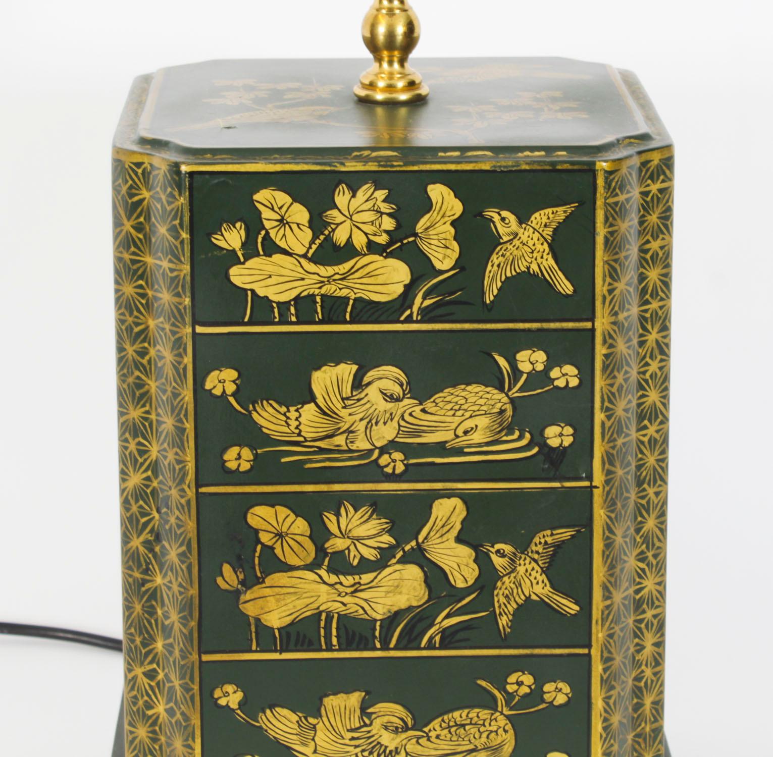 Lampada da tavolo in ceramica dipinta a mano della fine del XX secolo in vendita 5