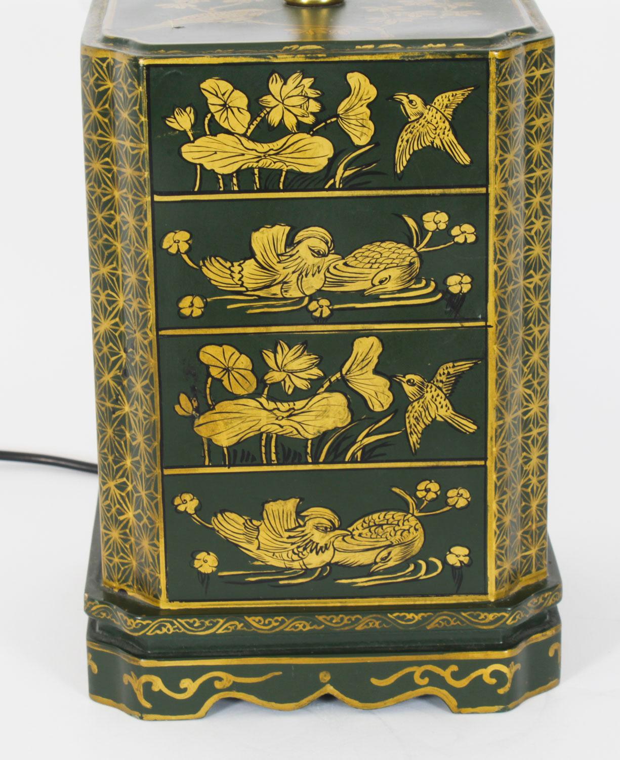 Lampada da tavolo in ceramica dipinta a mano della fine del XX secolo in vendita 6