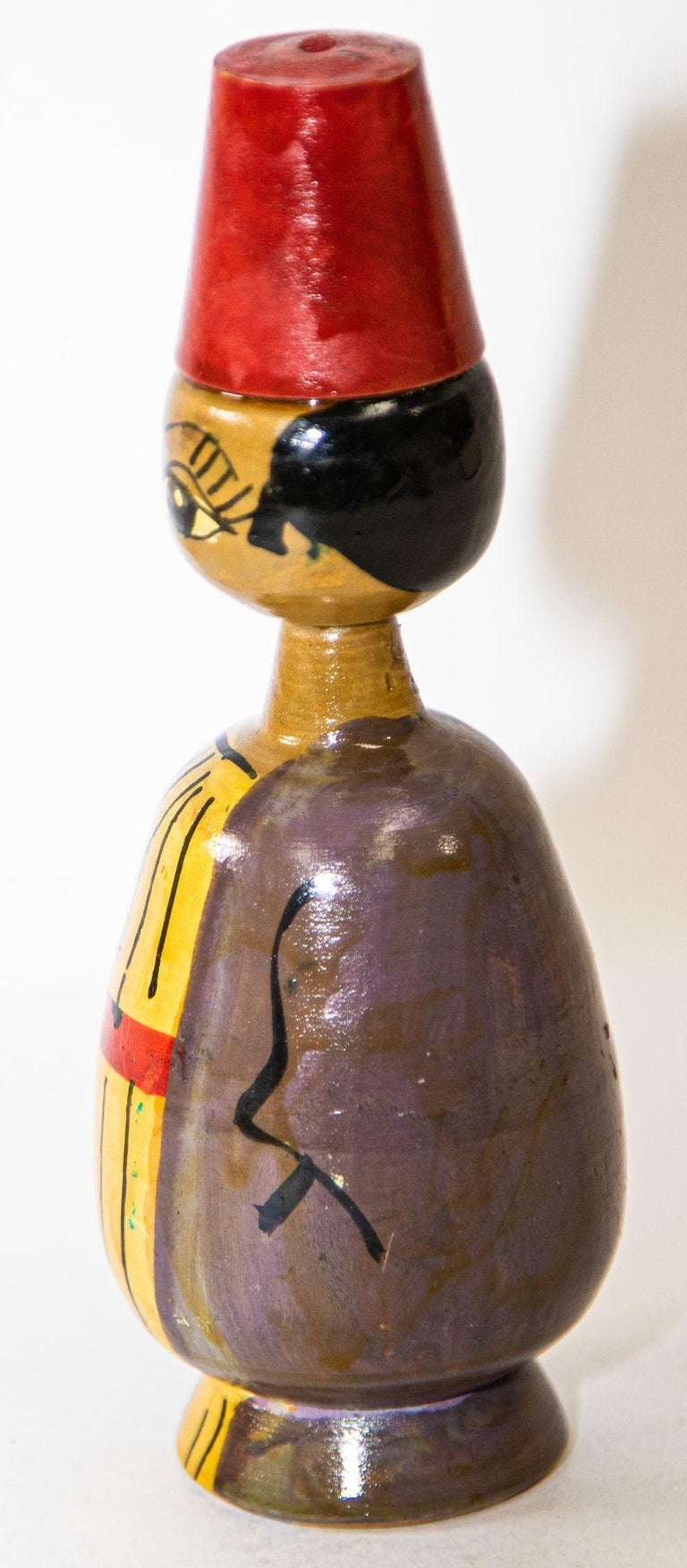 Vintage Hand-Painted Wood Spindle Egyptian Figure Collectible Doll In Good Condition For Sale In North Hollywood, CA