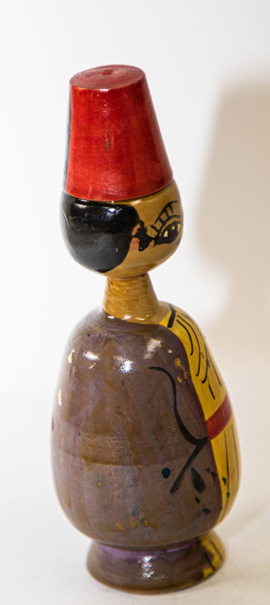 Vintage Hand-Painted Wood Spindle Egyptian Figure Collectible Doll In Good Condition In North Hollywood, CA