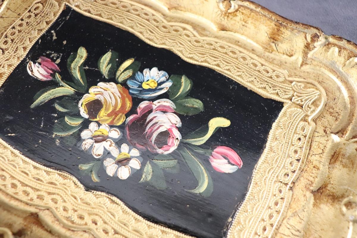 Vintage Hand gemalt Wood Tablett im Zustand „Gut“ im Angebot in Casale Monferrato, IT