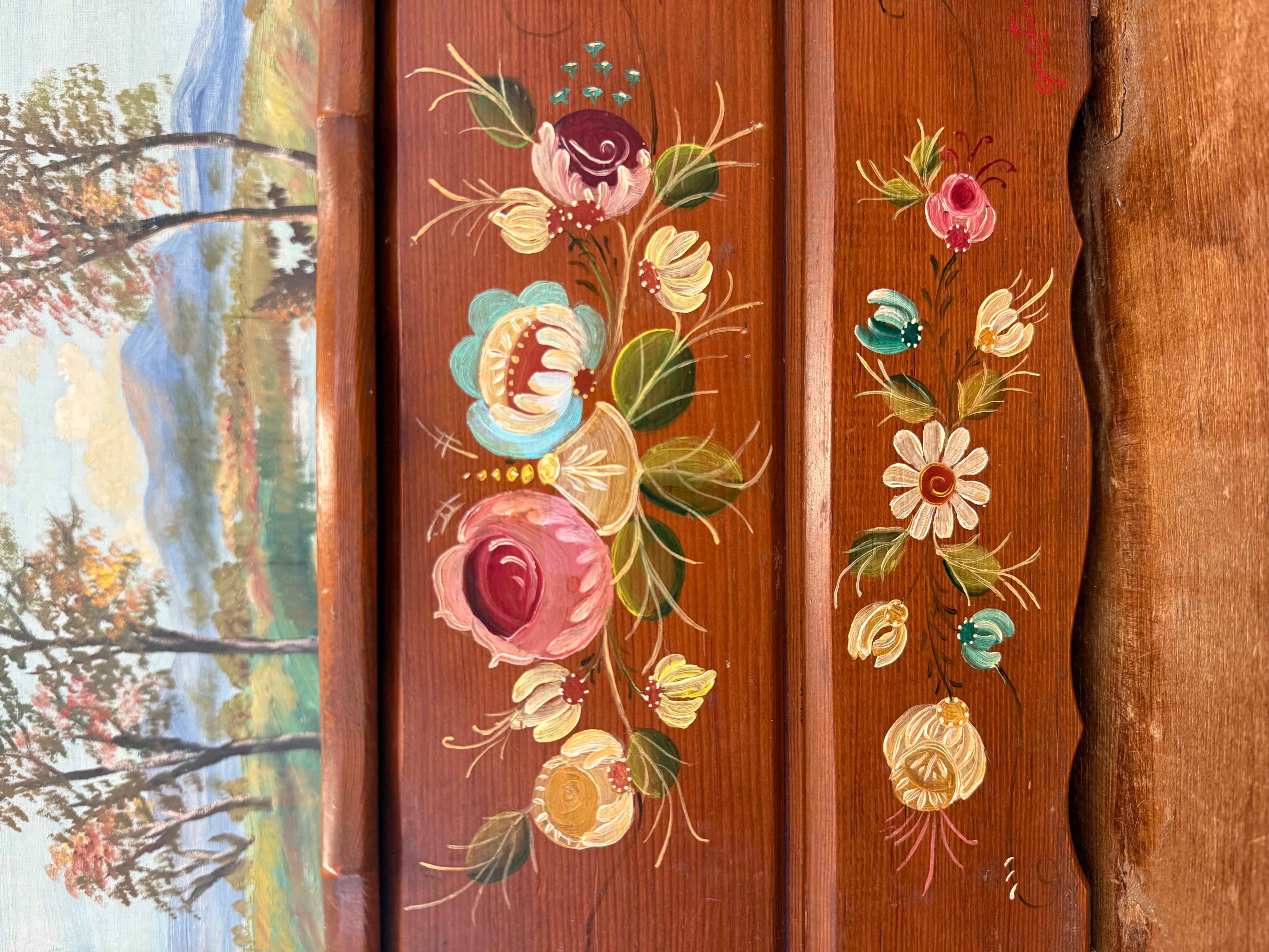 Vintage Hand-Painted Wooden Jewelry Trinket Box - Folk Art Style In Good Condition For Sale In Seattle, WA