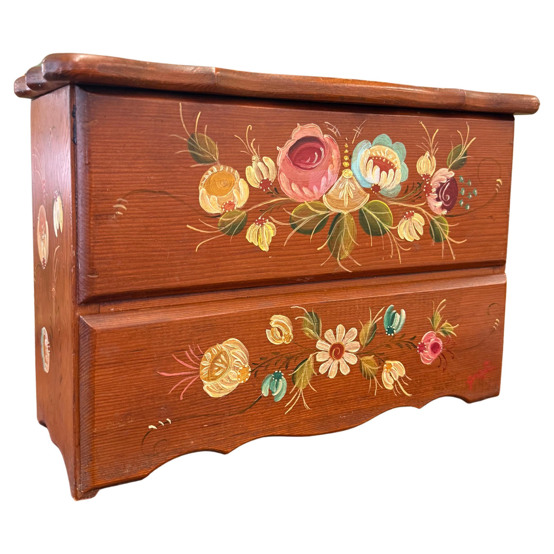 Caja de baratijas vintage de madera pintada a mano - Estilo arte popular