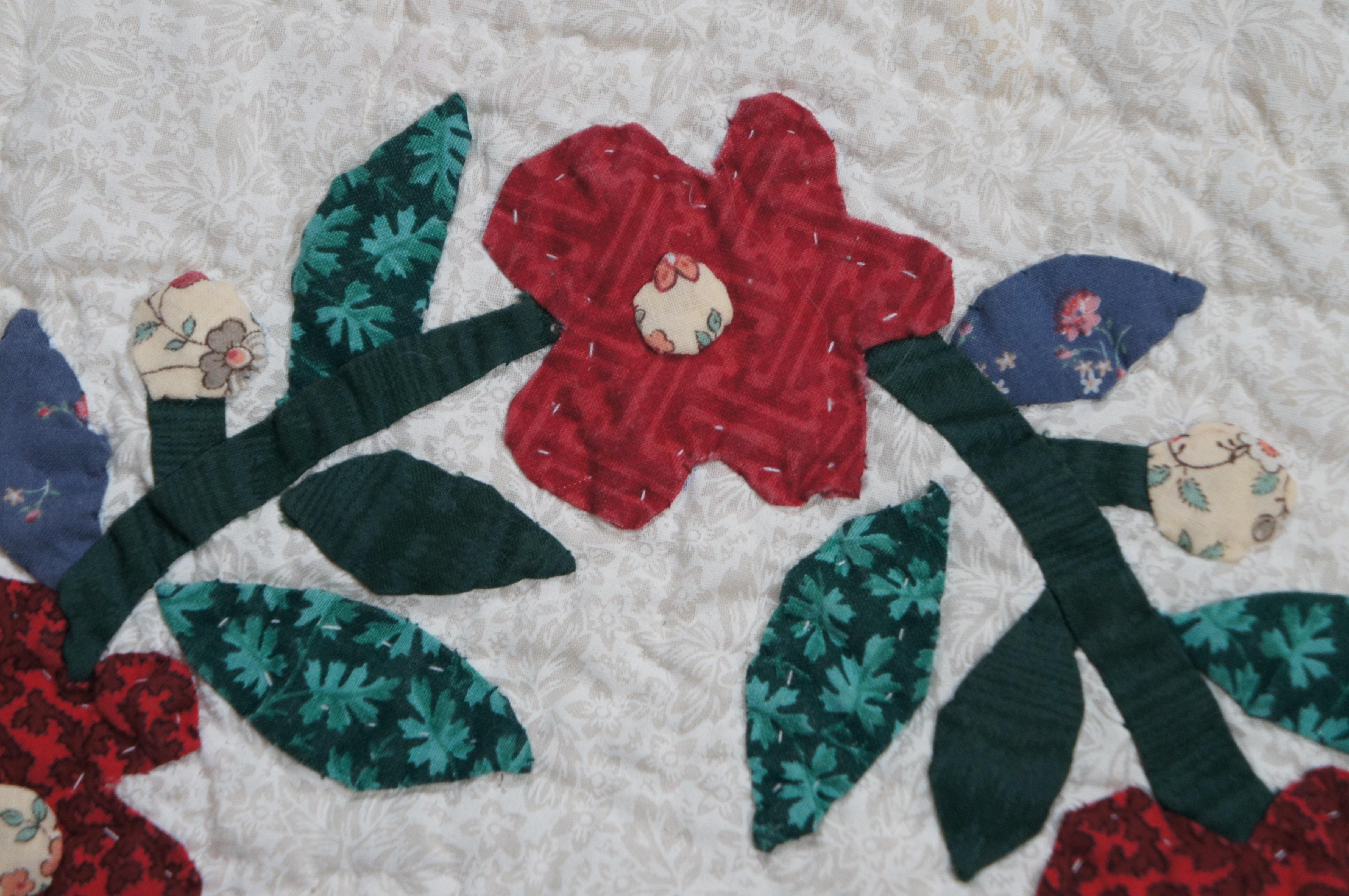 20th Century Vintage Hand Sewn Red & Green Floral Quilt Full Size Bedspread Applique Patchwrk For Sale