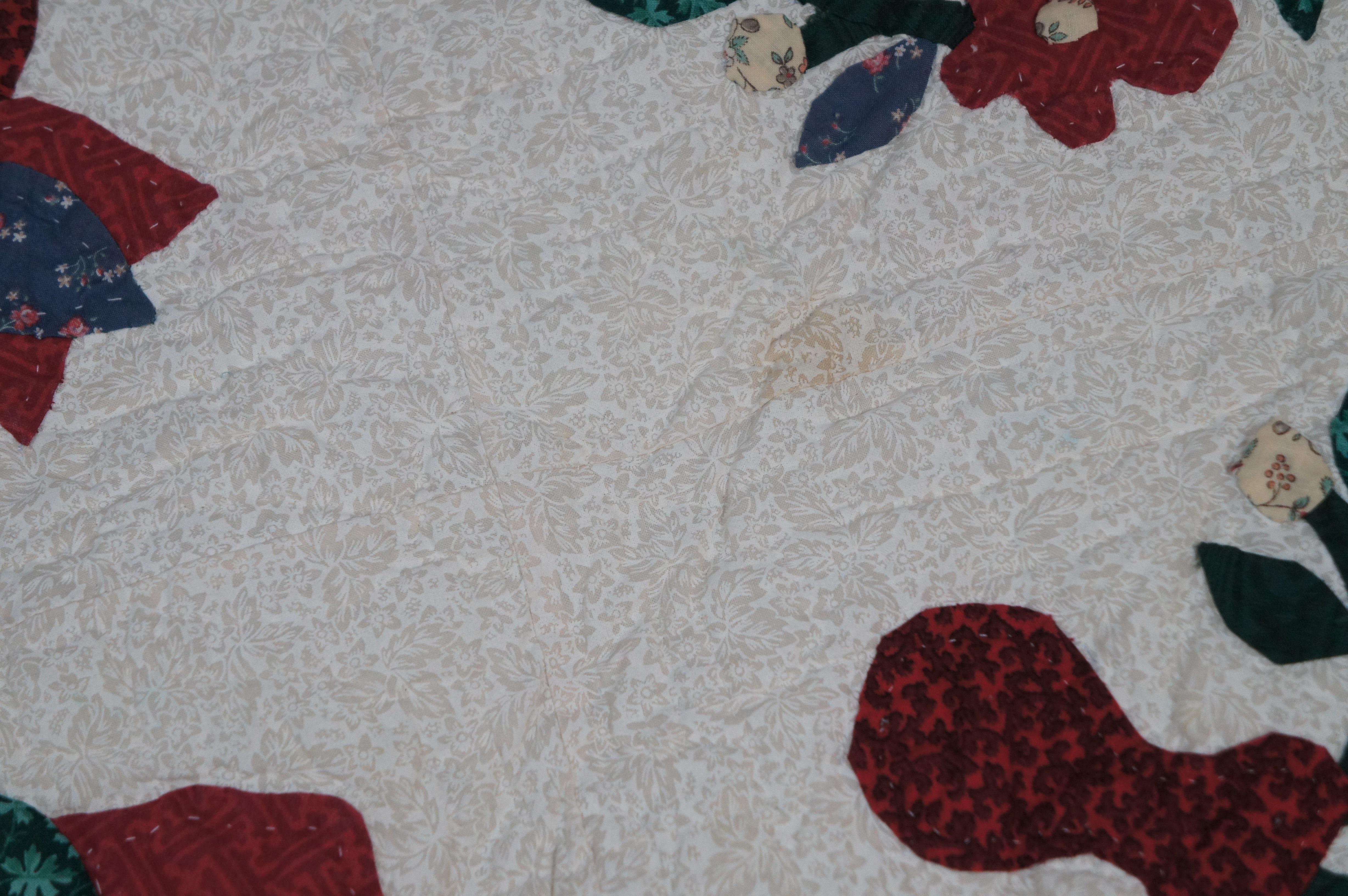 Cotton Vintage Hand Sewn Red & Green Floral Quilt Full Size Bedspread Applique Patchwrk For Sale