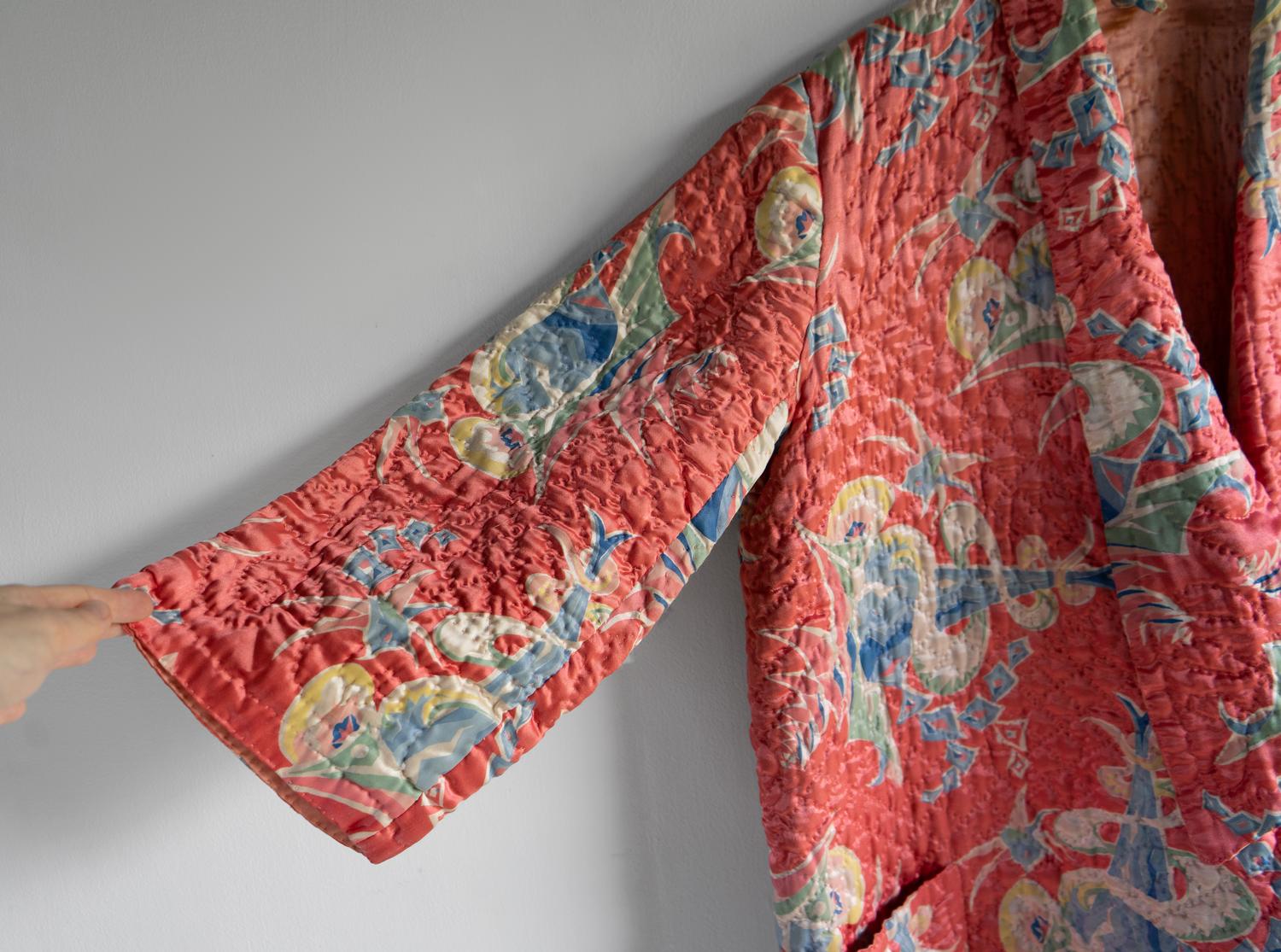 Textile Vintage Hand Stitched Quilted Satin House Coat/Dressing Gown/Robe, 1930s