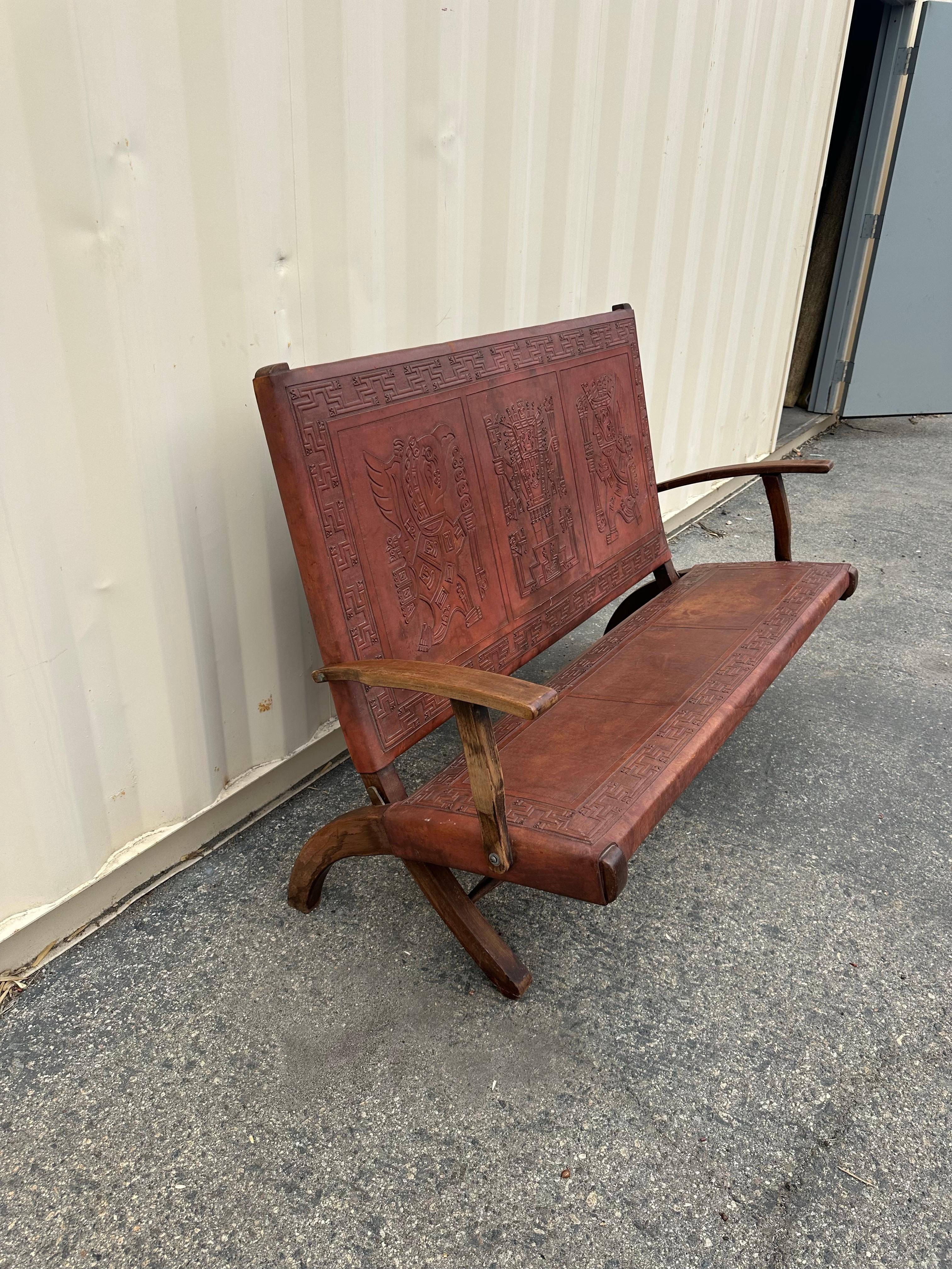 Vintage Hand Tooled Leather Folding Bency by Angel Pazmino for Muebles De Estilo en vente 3