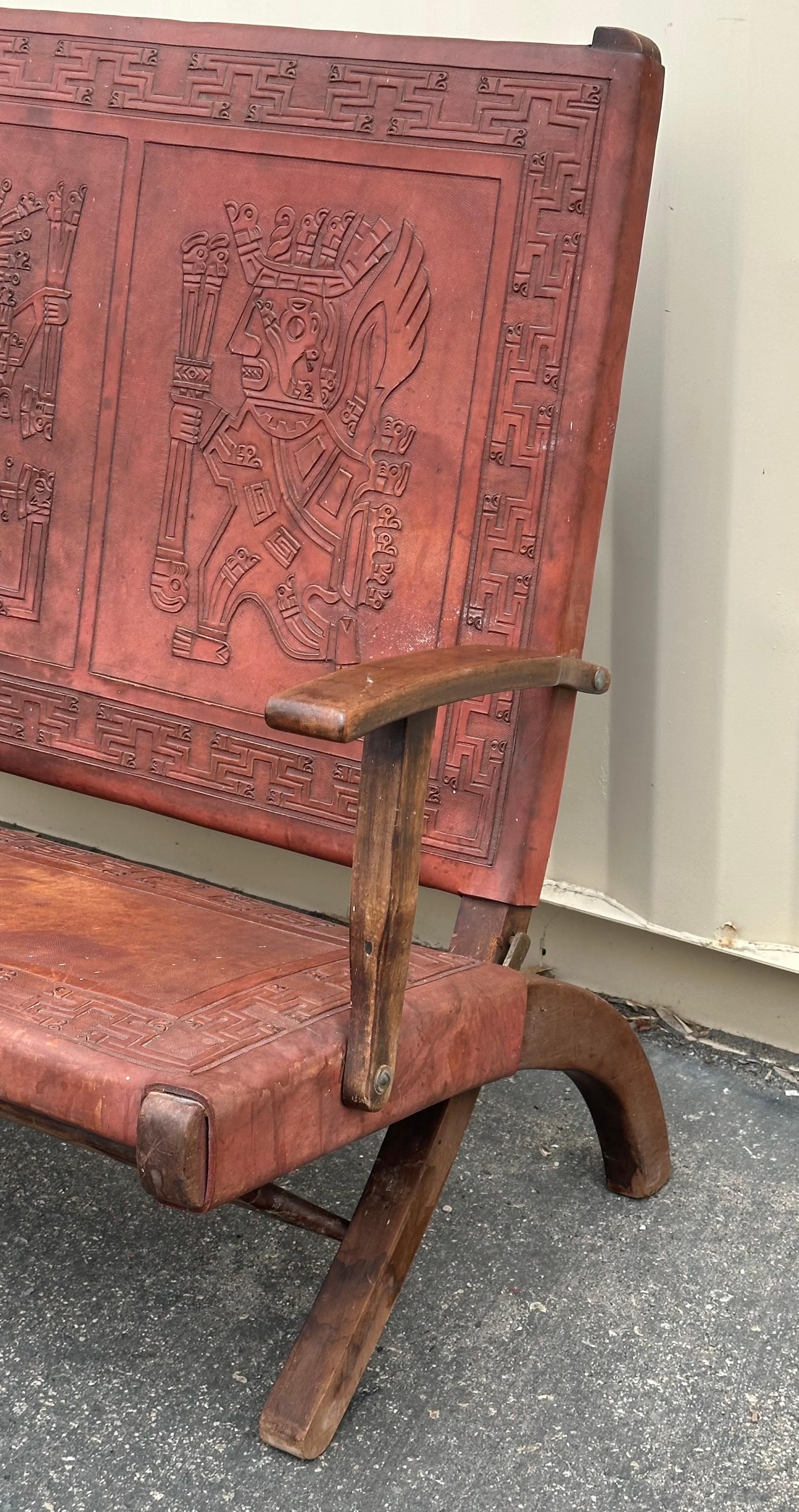 Vintage Hand Tooled Leather Folding Bency by Angel Pazmino for Muebles De Estilo en vente 4