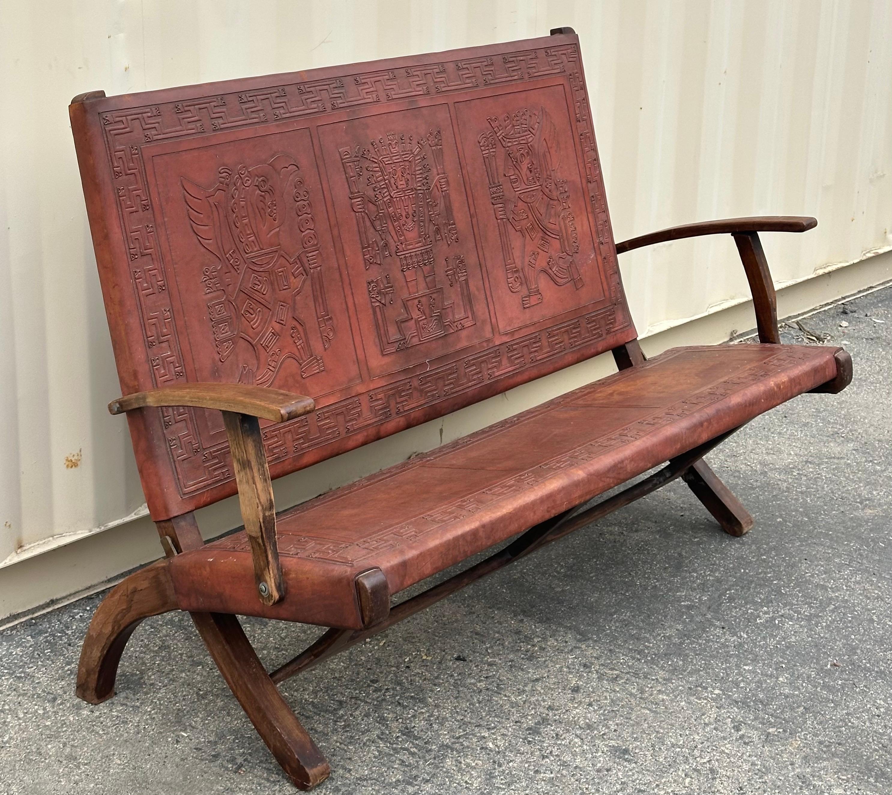 Vintage Hand Tooled Leather Folding Bency by Angel Pazmino for Muebles De Estilo en vente 11